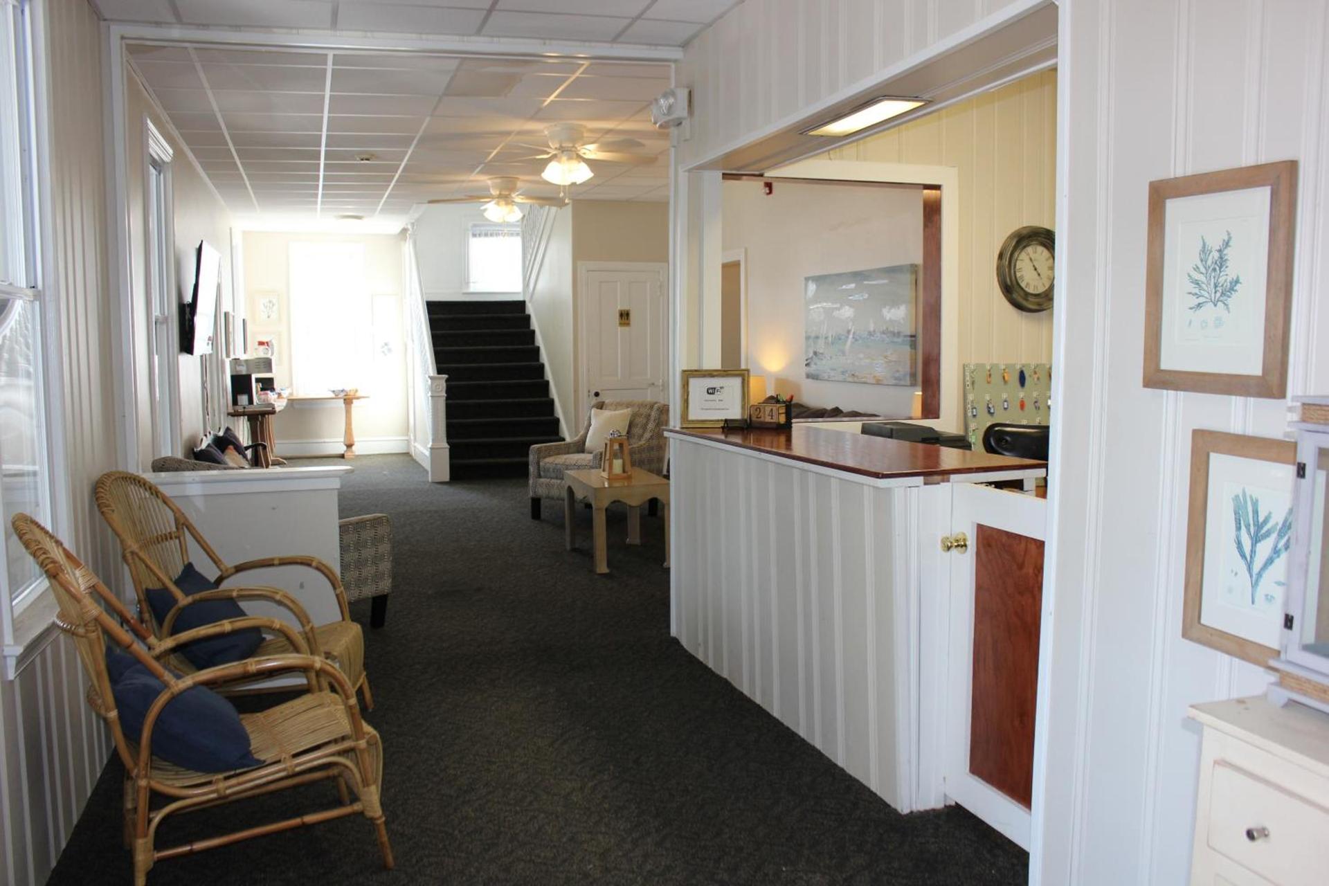 Blue Water Inn photo 15
