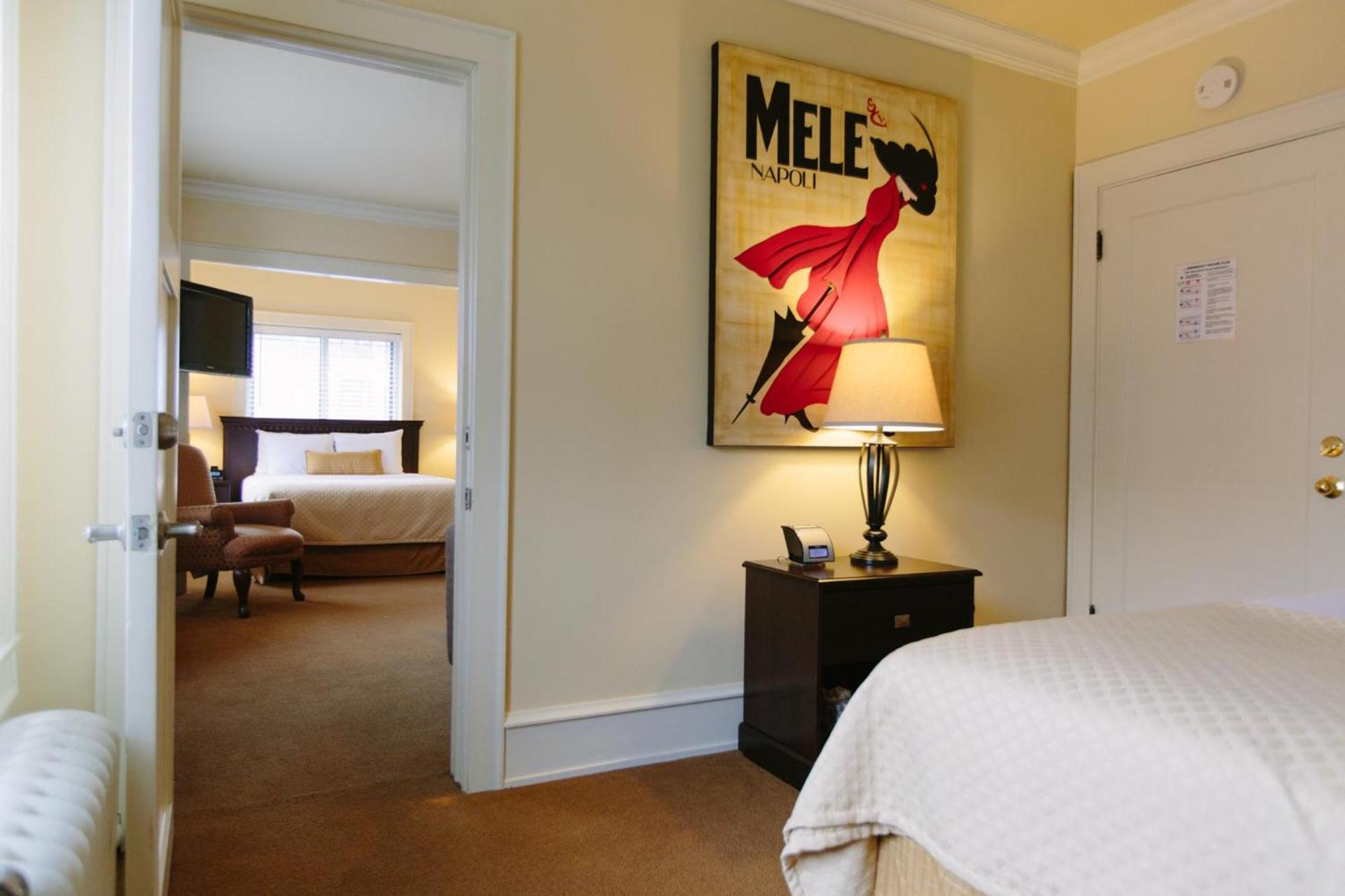 The Plaza Hotel - Milwaukee photo 5