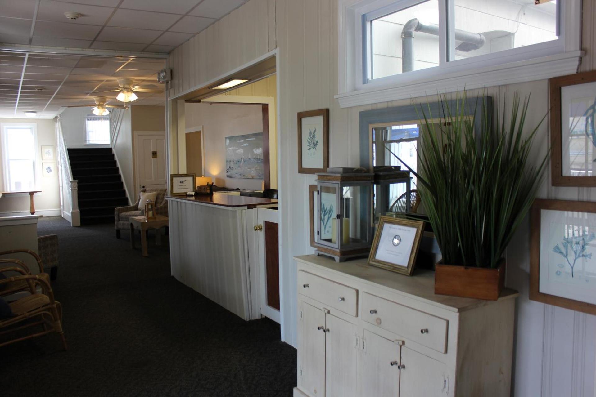 Blue Water Inn photo 8