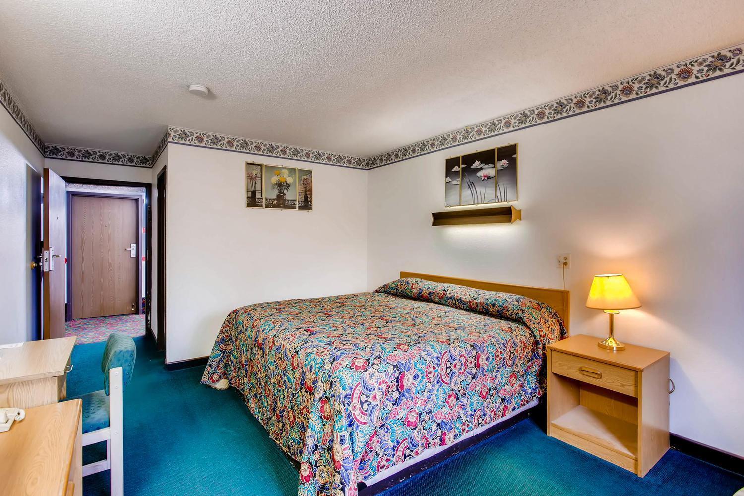 Motel 9 photo 11