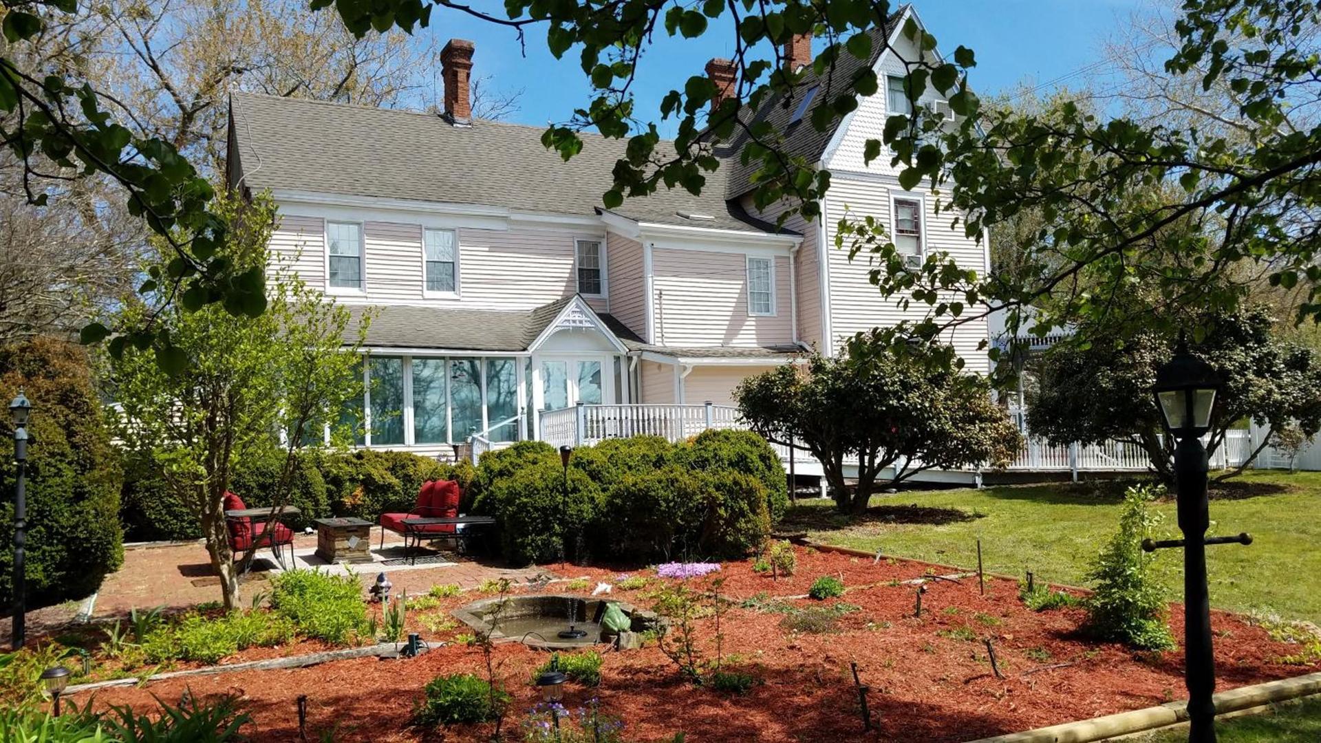 Garden and Sea Inn photo 15