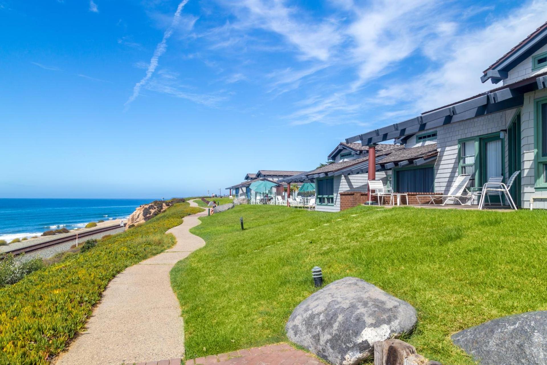 Wave Crest Resort photo 16
