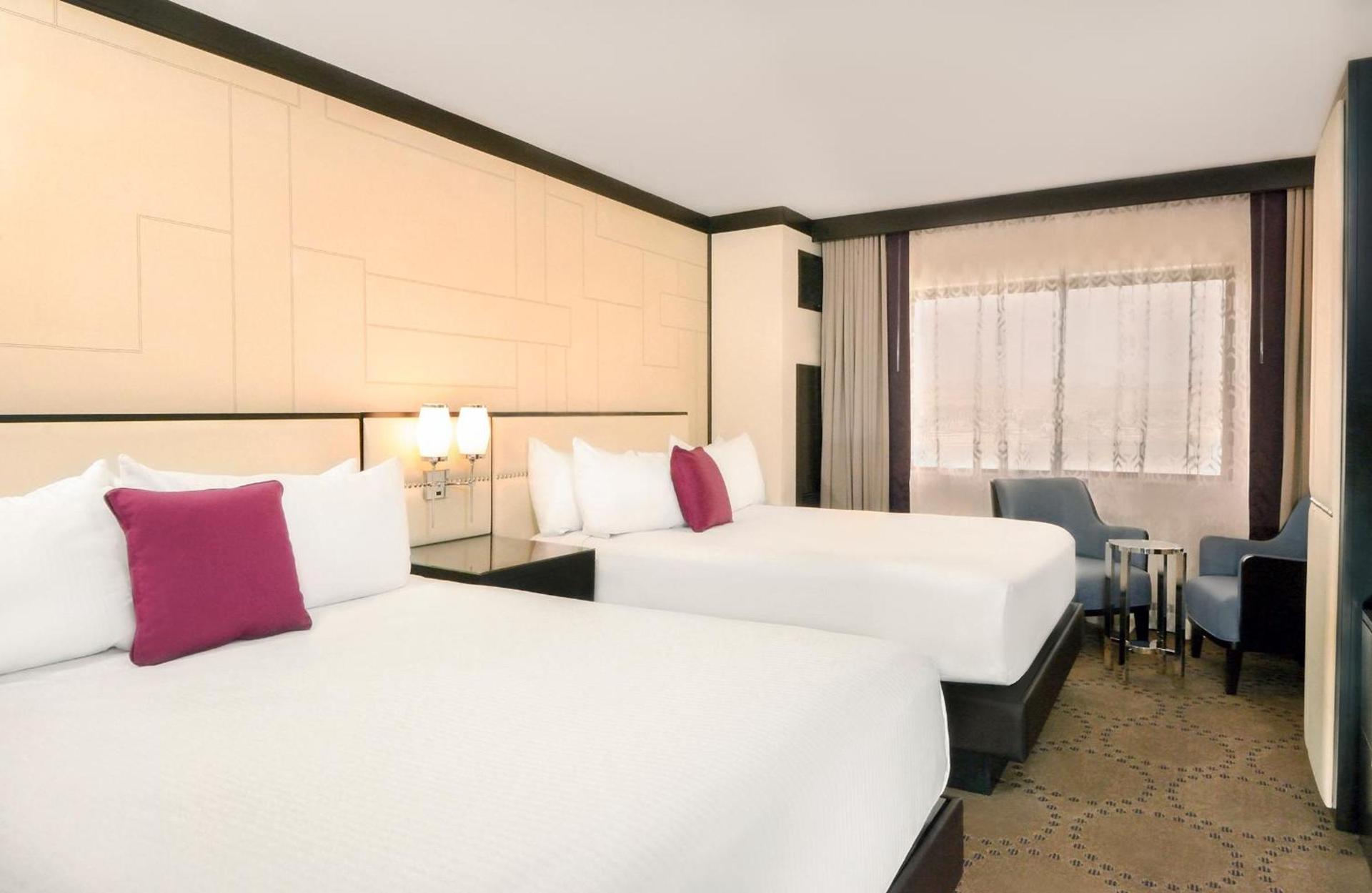 Harrah's Laughlin, A Caesars Destination photo 11