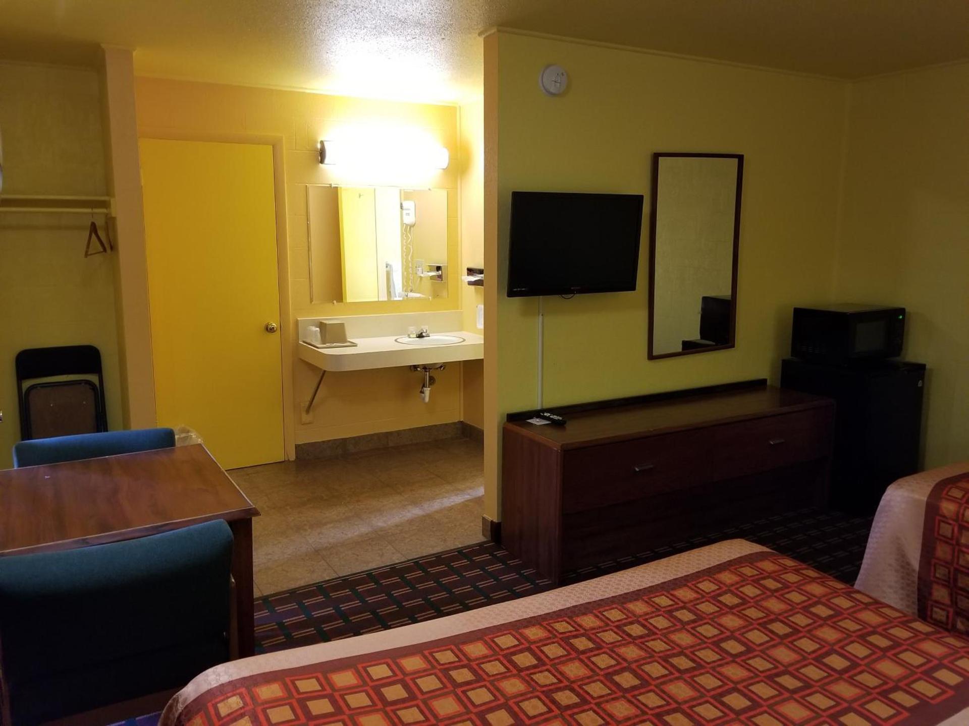 Motel 7 Rawlins photo 11