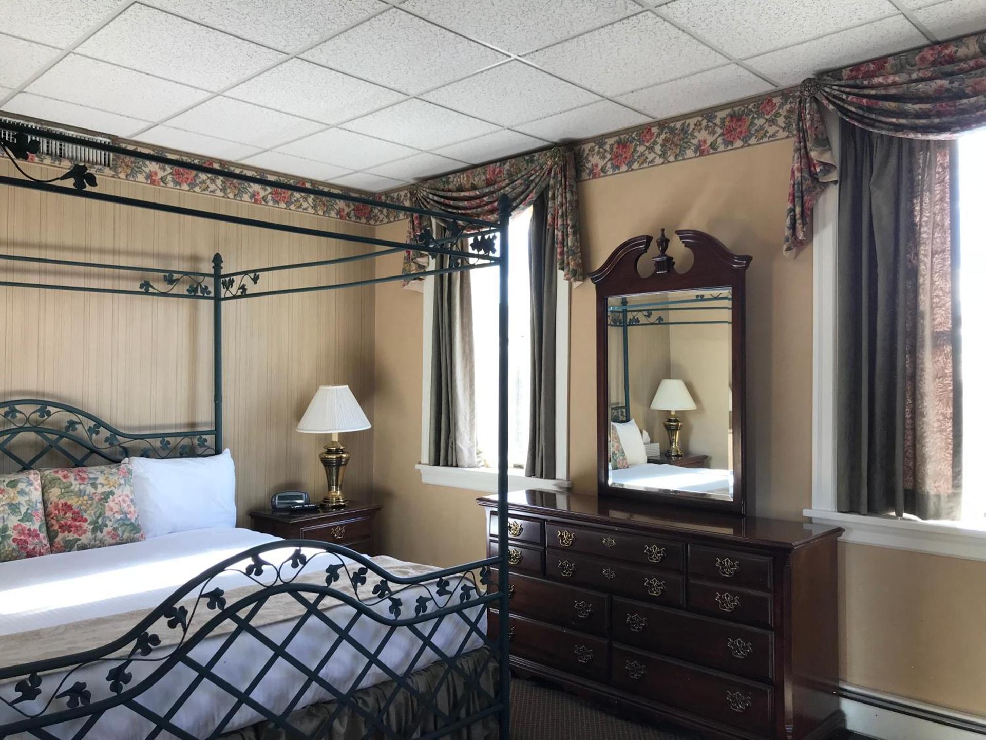 Waynebrook Inn photo 13