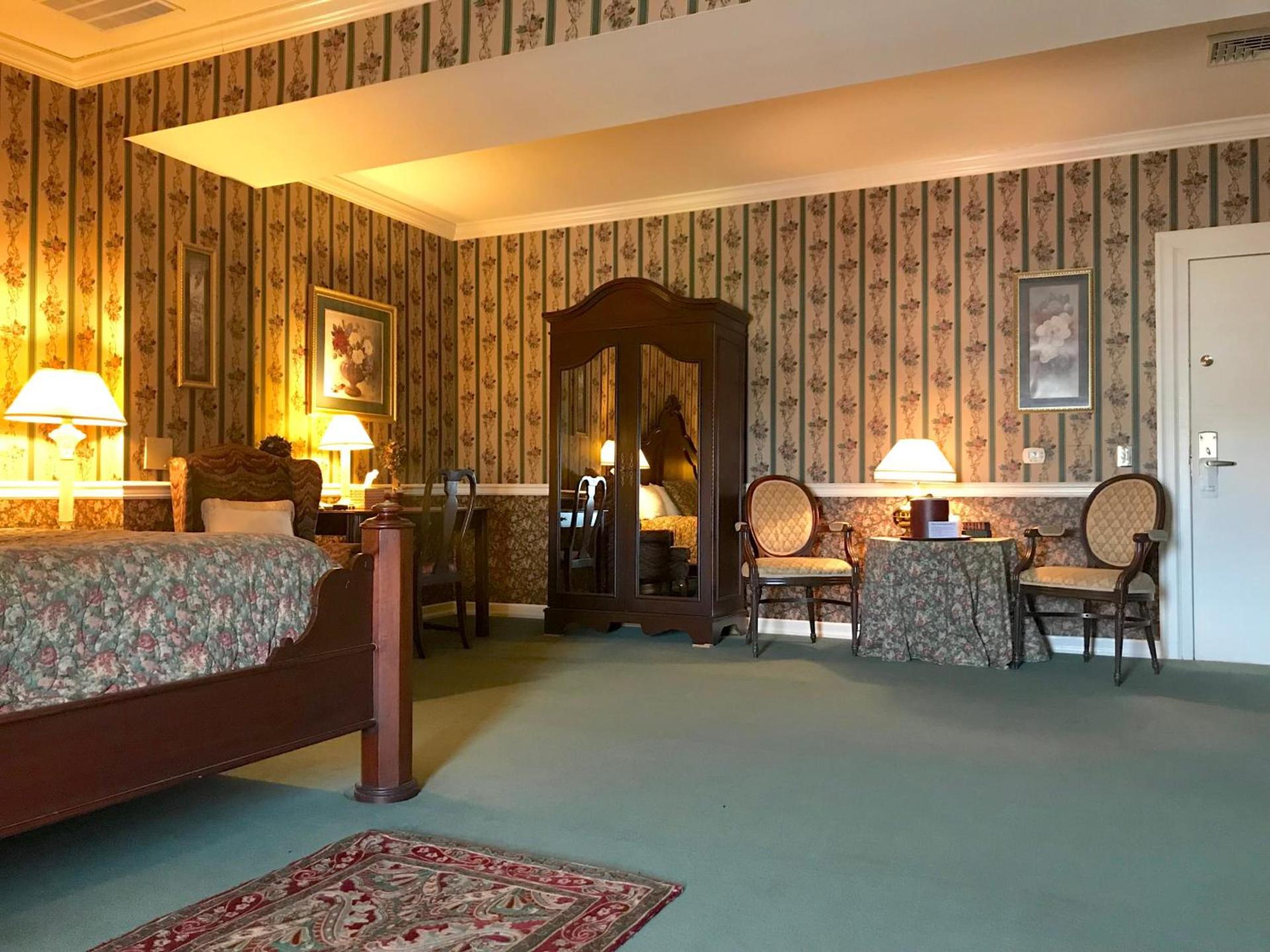 Waynebrook Inn photo 22
