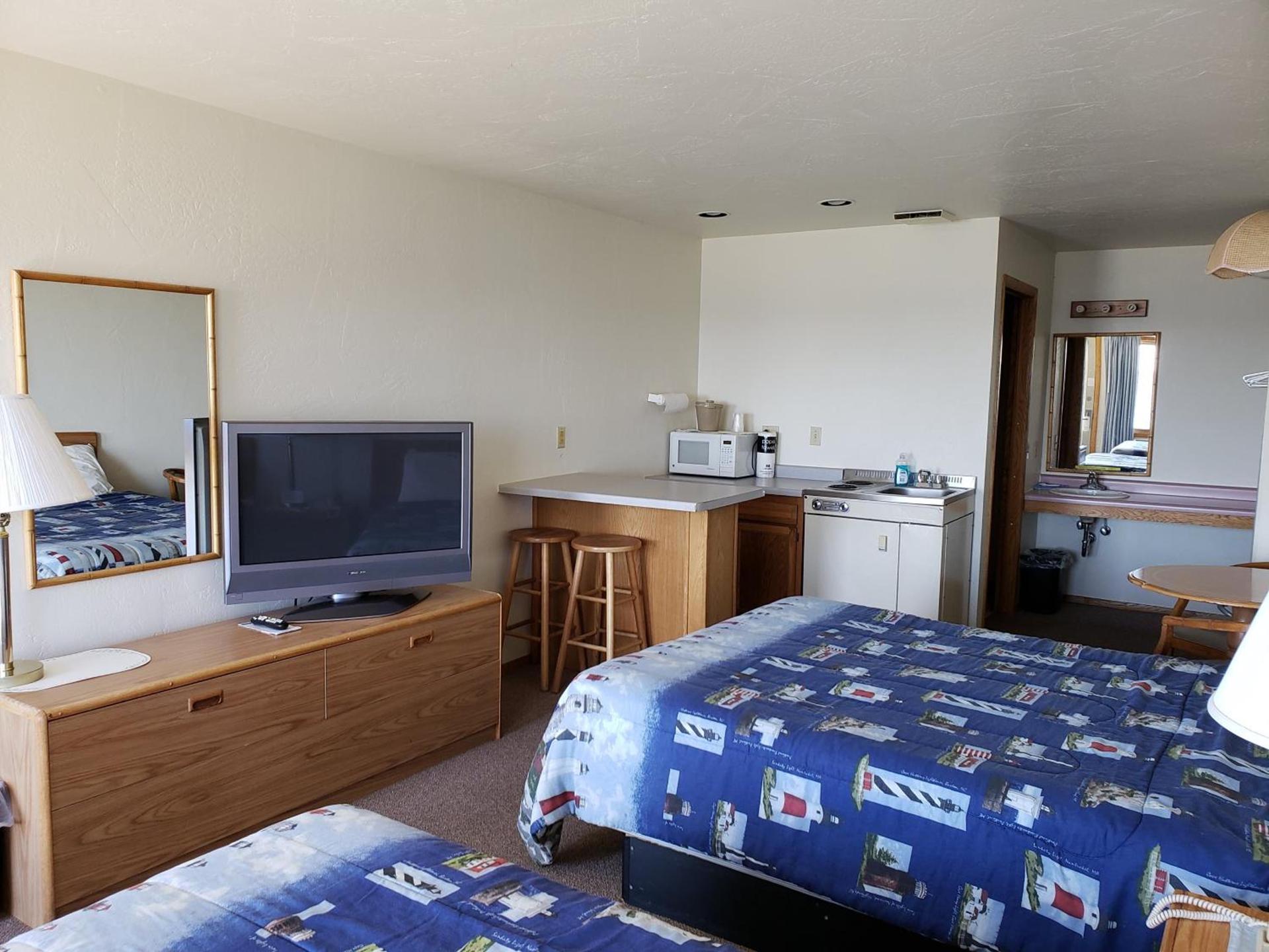 Algoma Beach Motel photo 70
