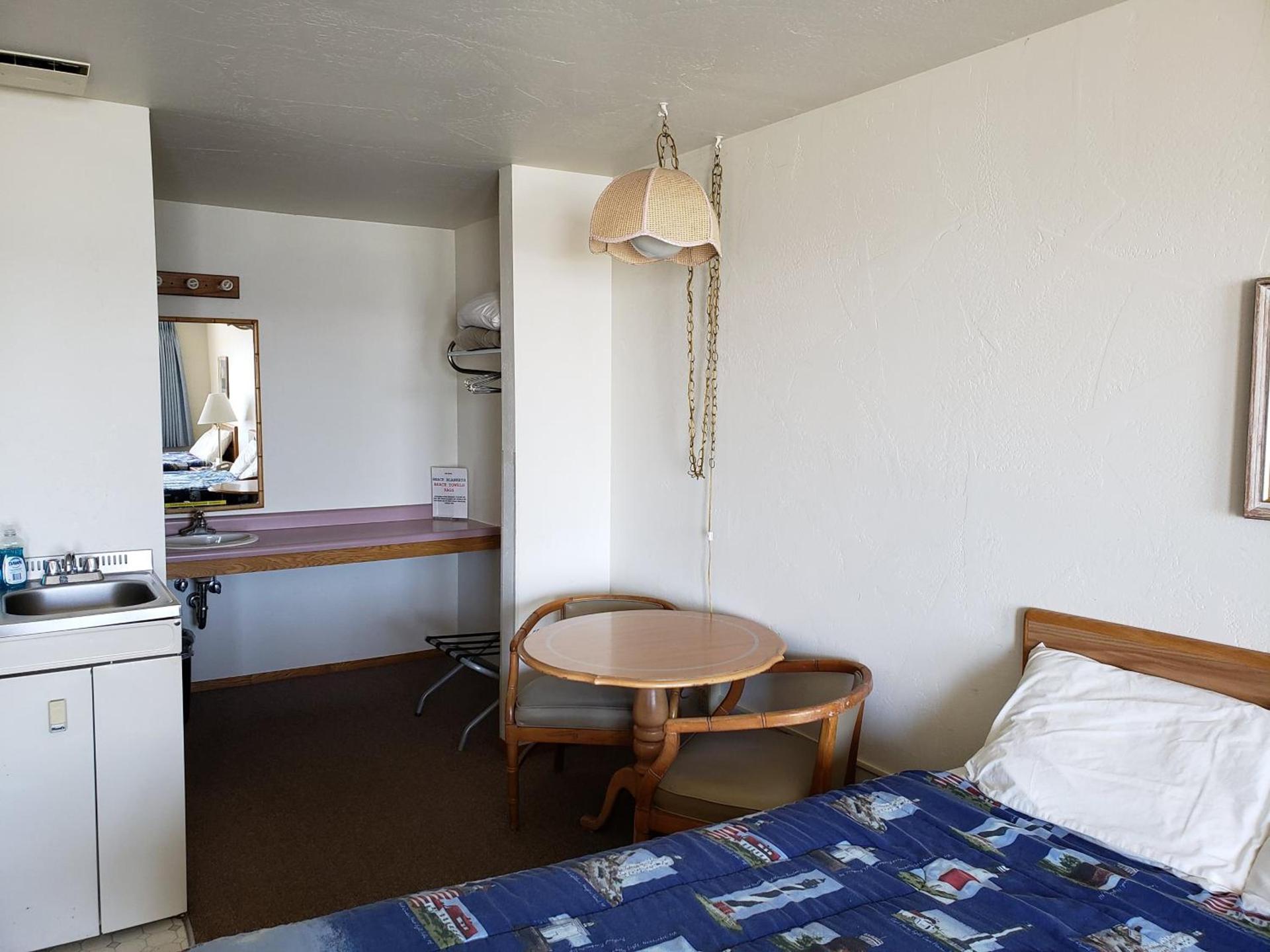 Algoma Beach Motel photo 73