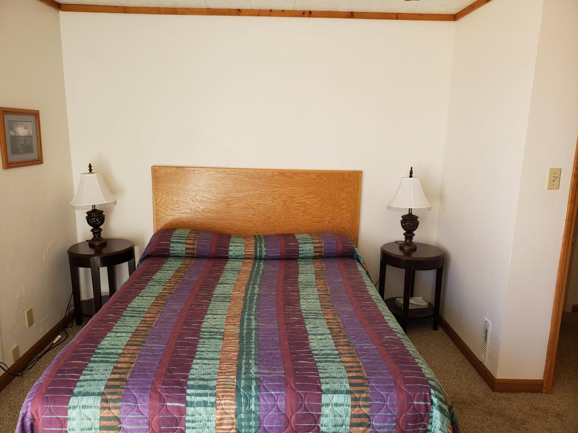 Algoma Beach Motel photo 57