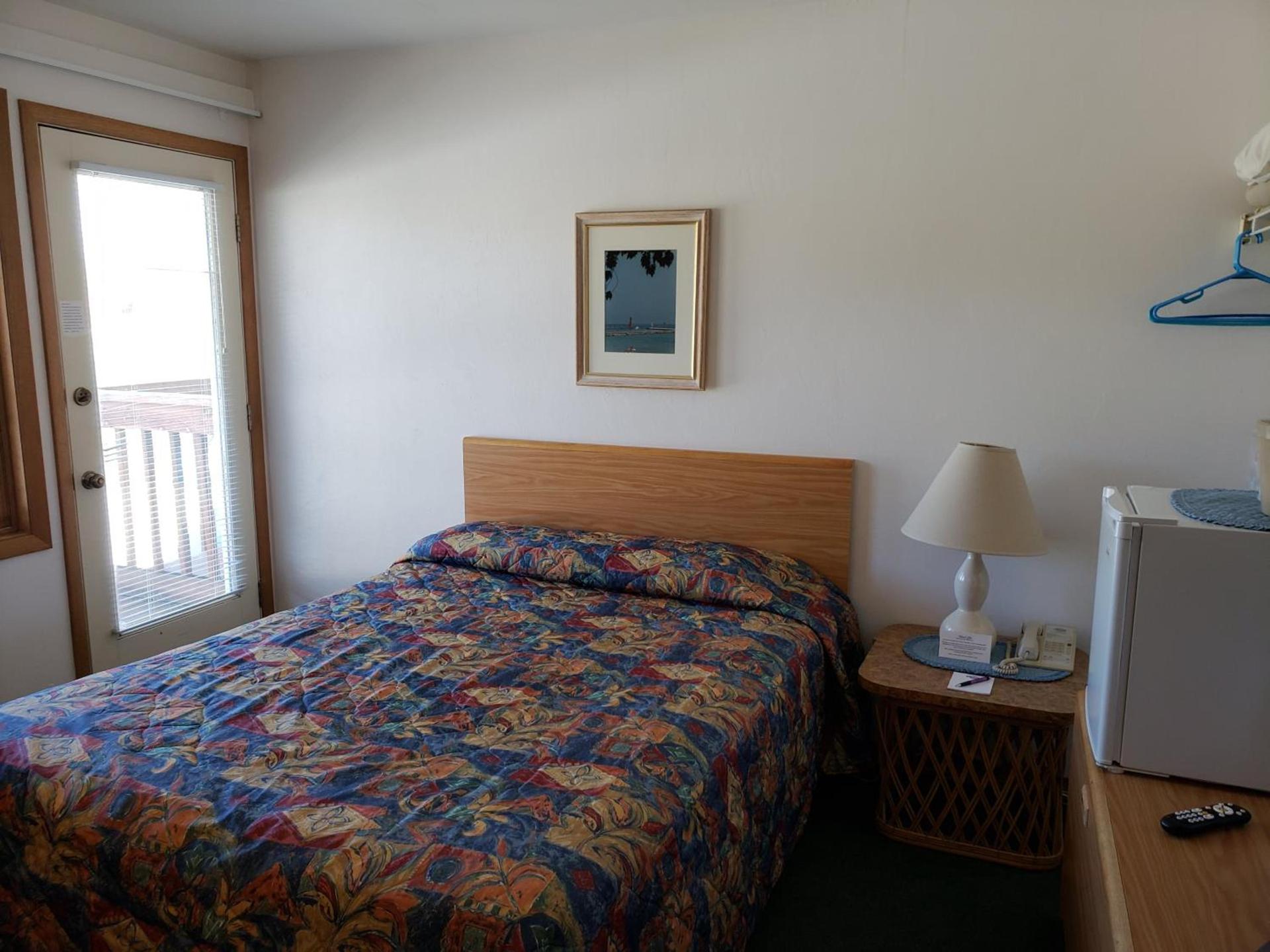Algoma Beach Motel photo 44
