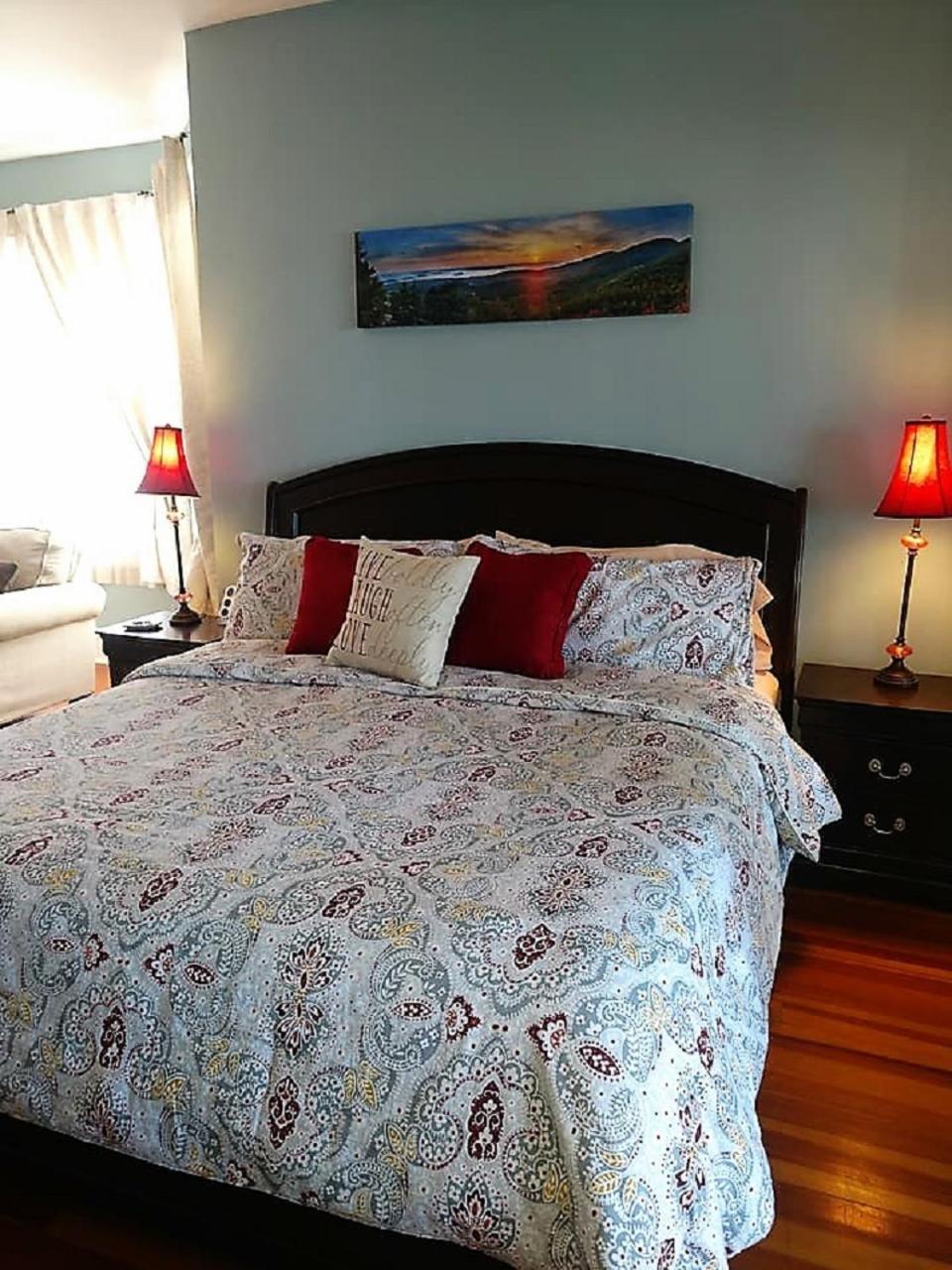 Saltair Inn Waterfront B&B photo 23