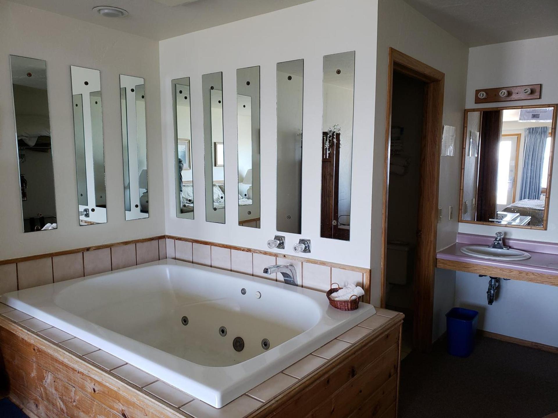 Algoma Beach Motel photo 19