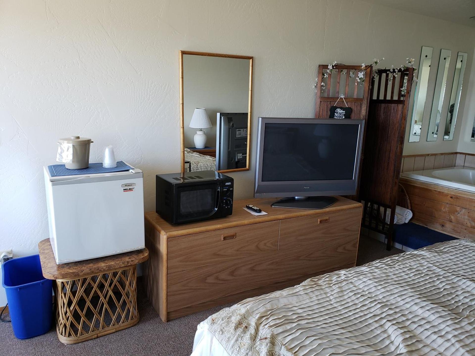 Algoma Beach Motel photo 22