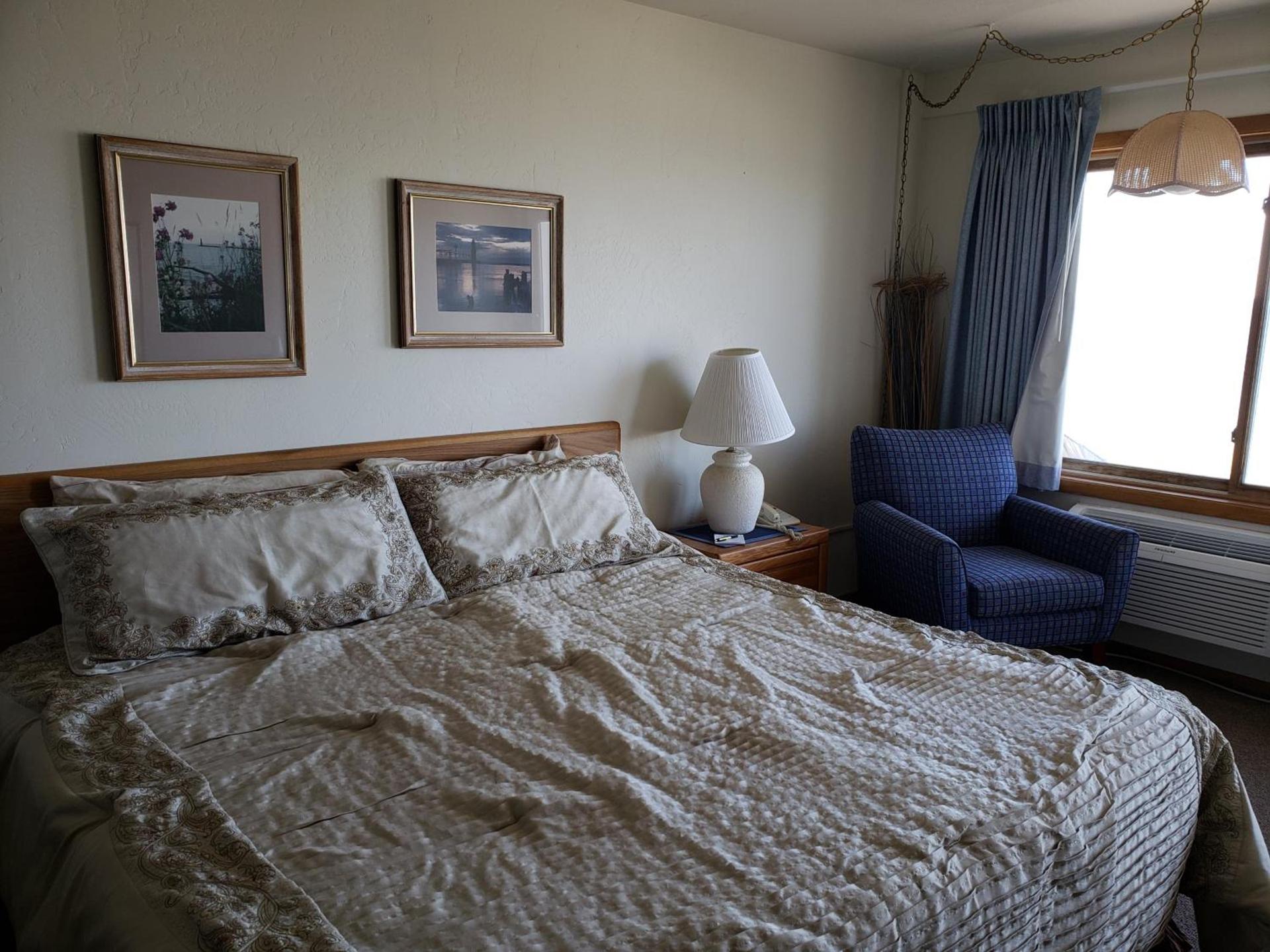Algoma Beach Motel photo 24