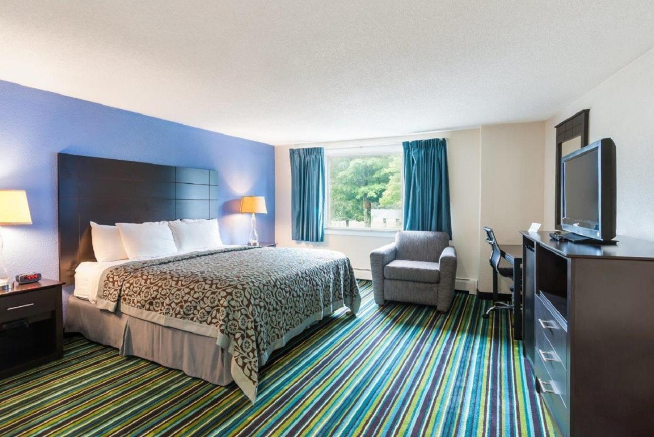 Days Inn by Wyndham Lincoln photo 35