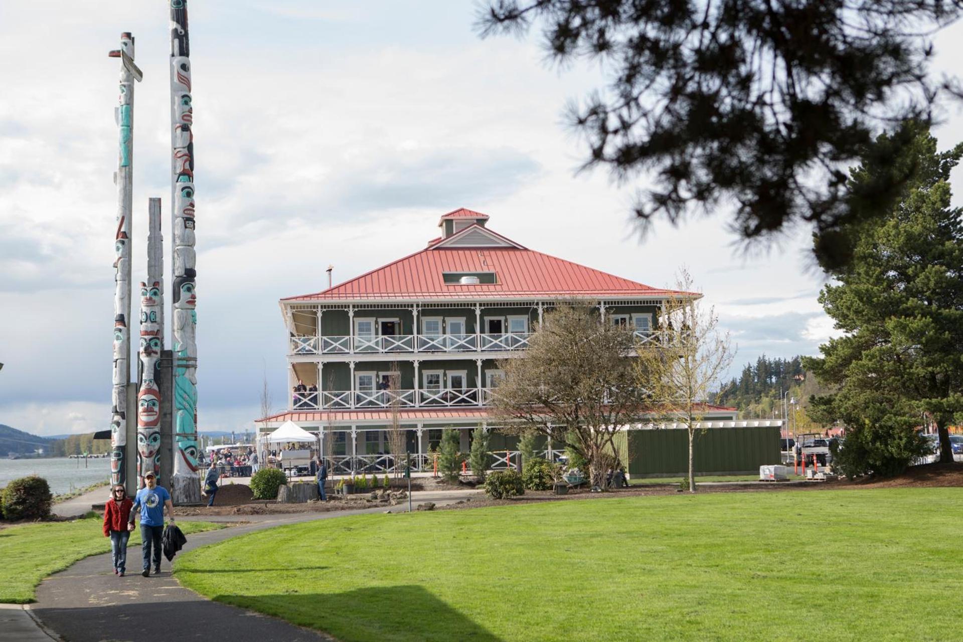 McMenamins Kalama Harbor Lodge photo 82