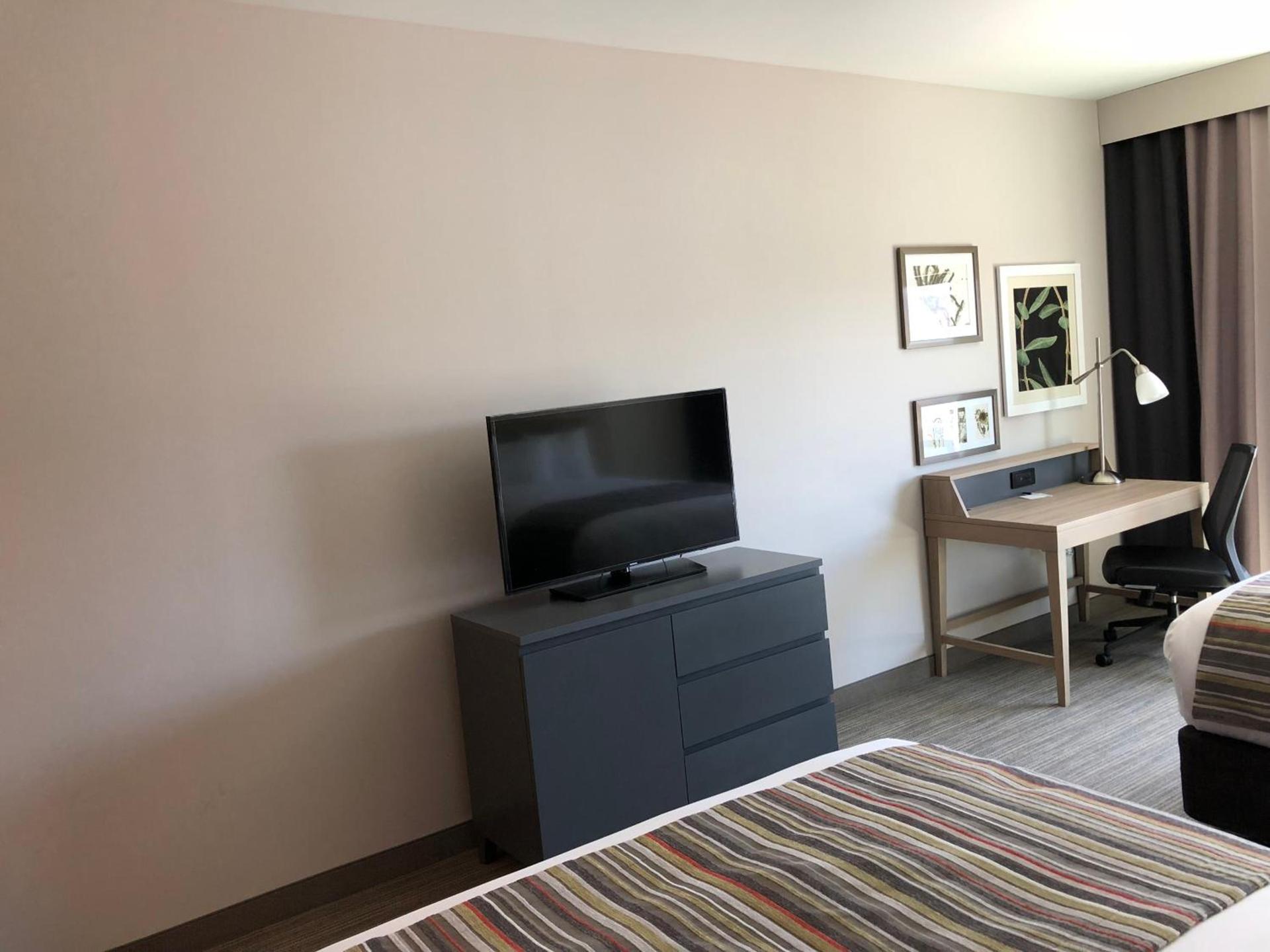 Country Inn & Suites by Radisson, Page, AZ photo 36