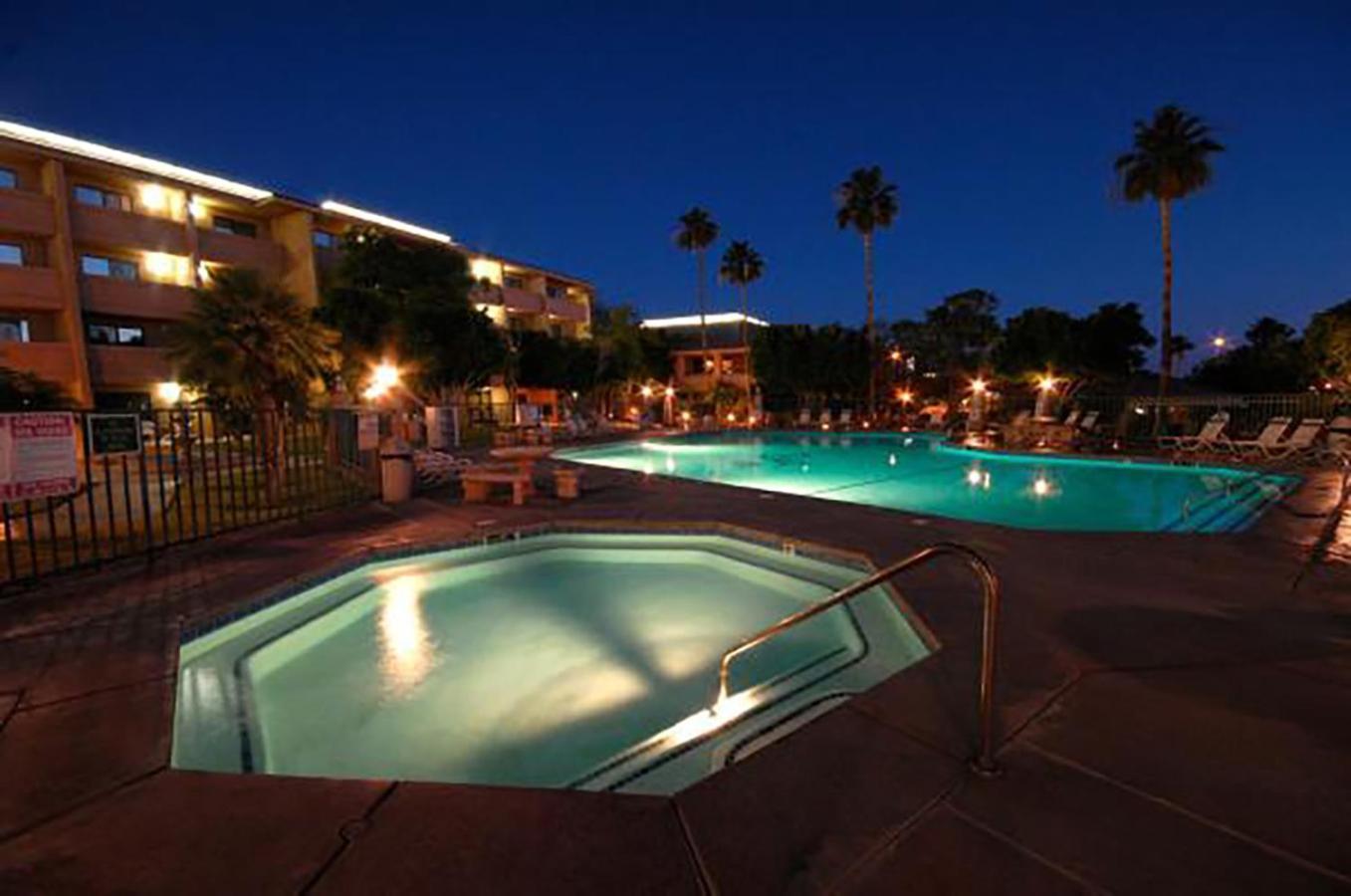 Yuma Inn & Suites photo 9