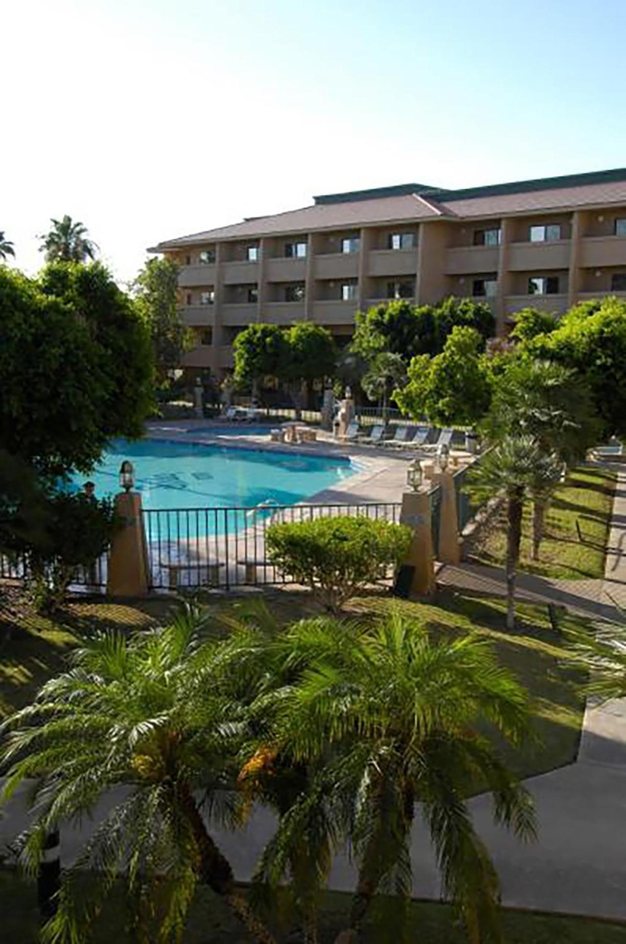 Yuma Inn & Suites photo 10