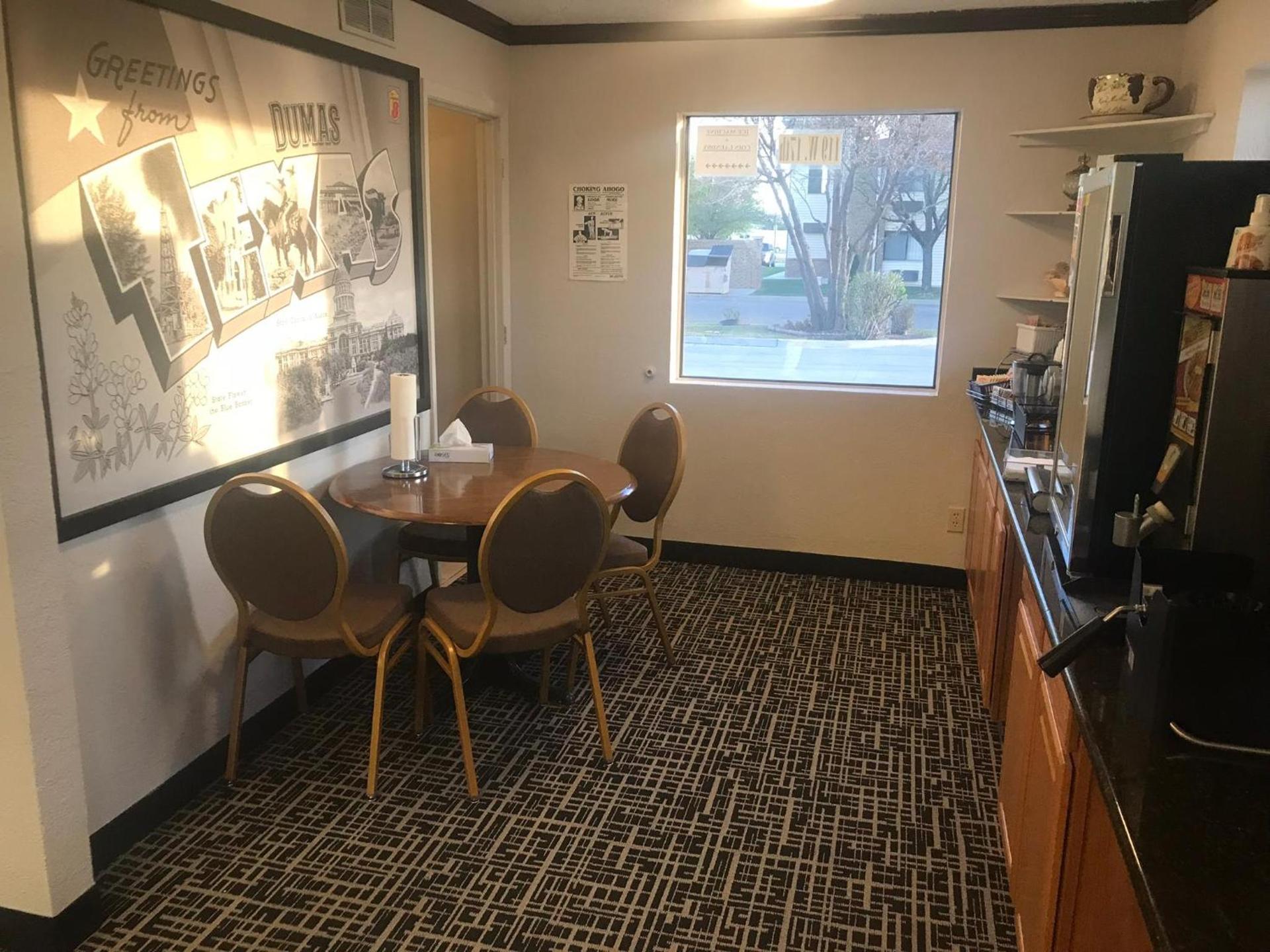 Super 8 by Wyndham Dumas TX photo 19
