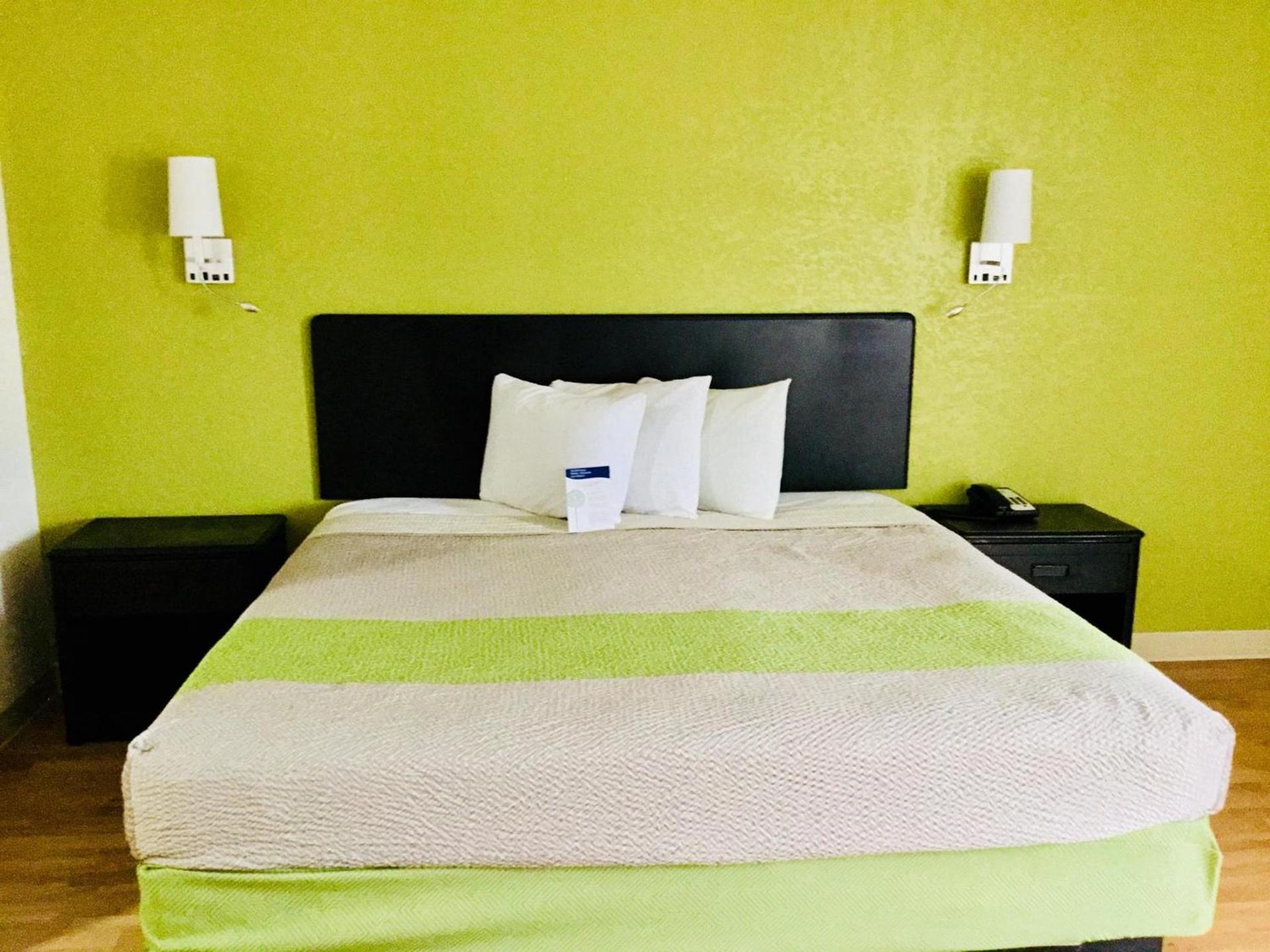 Motel 6-Augusta, KS photo 50