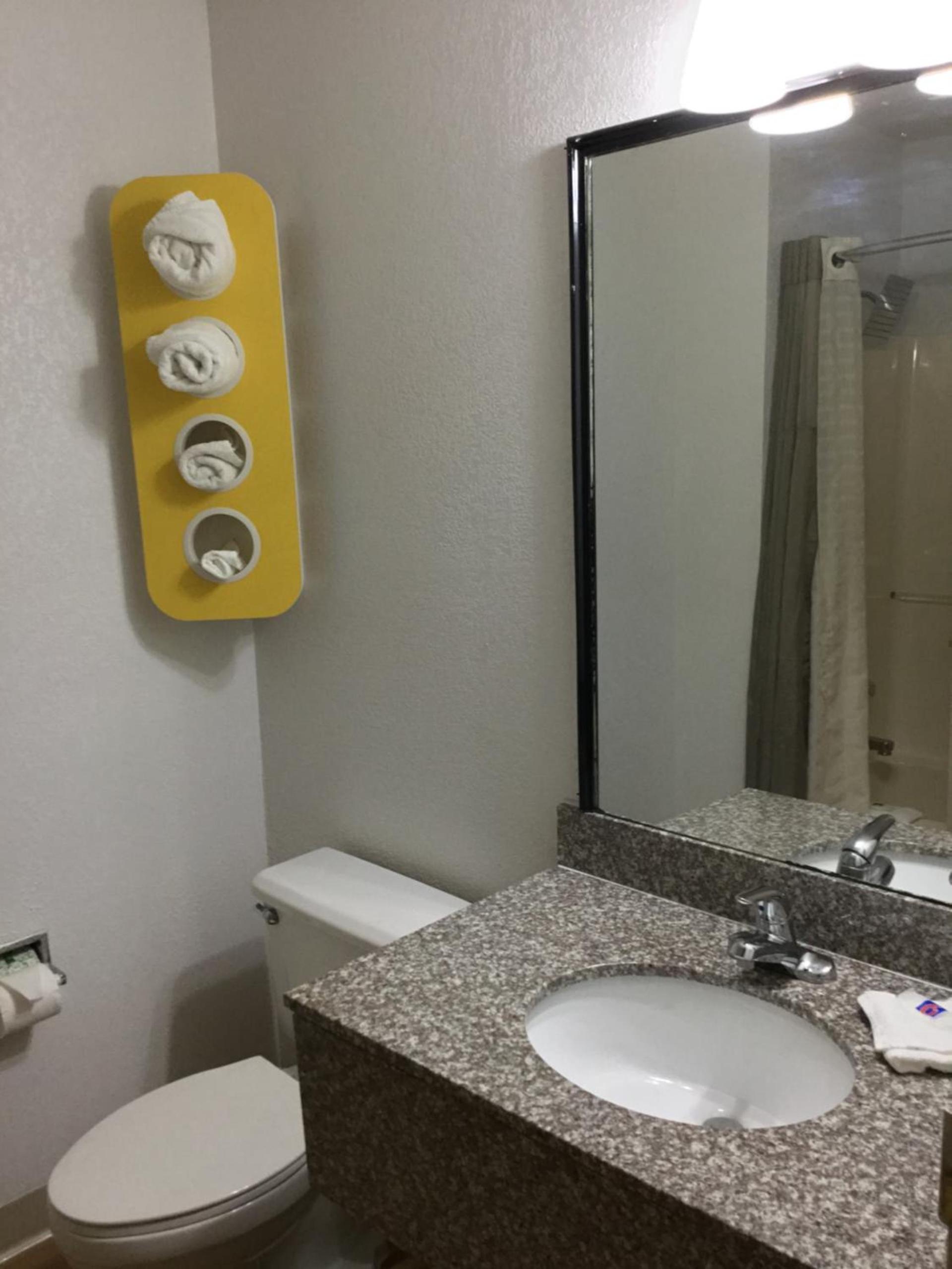 Motel 6-Augusta, KS photo 51