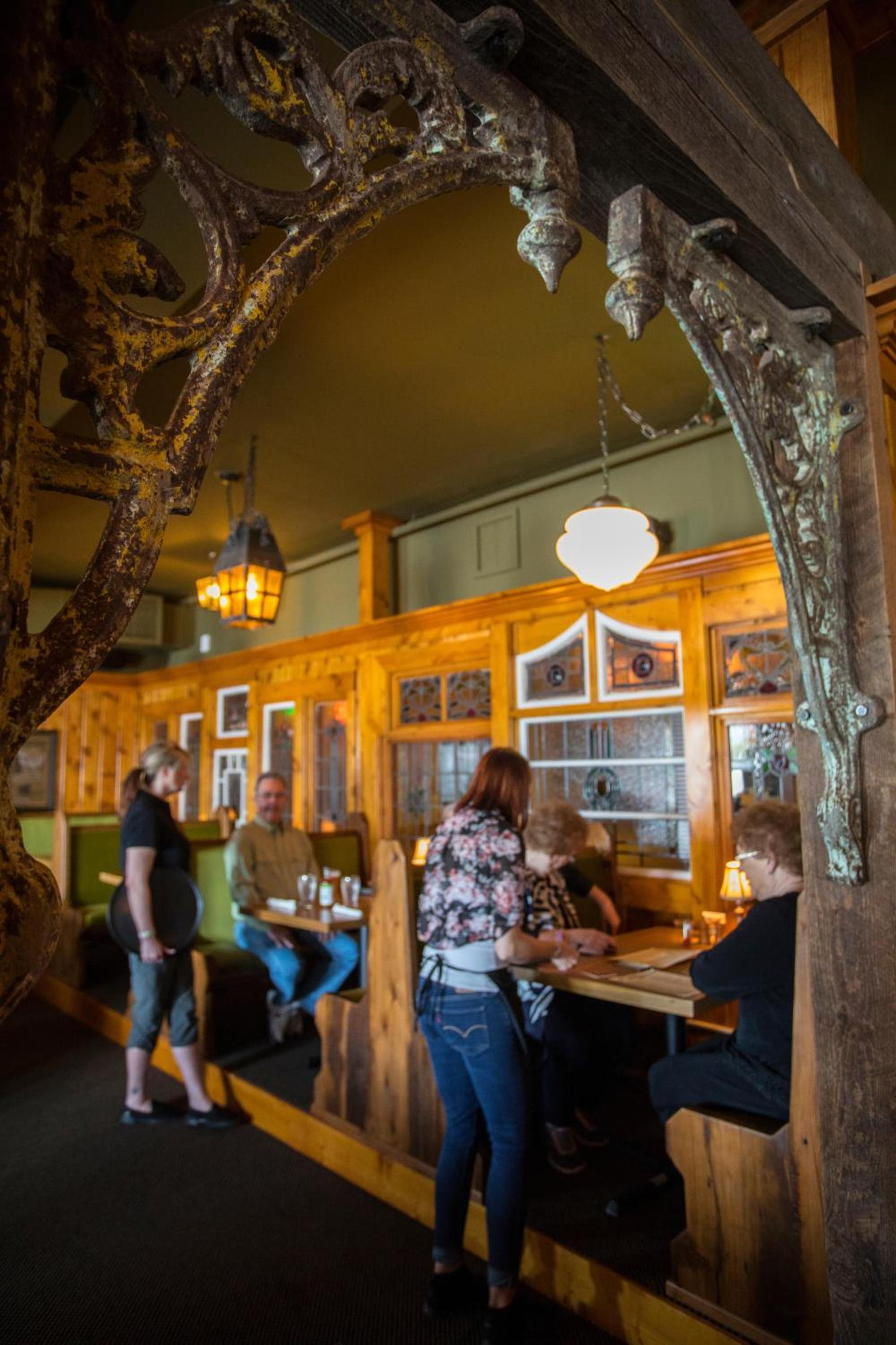 McMenamins Kalama Harbor Lodge photo 100