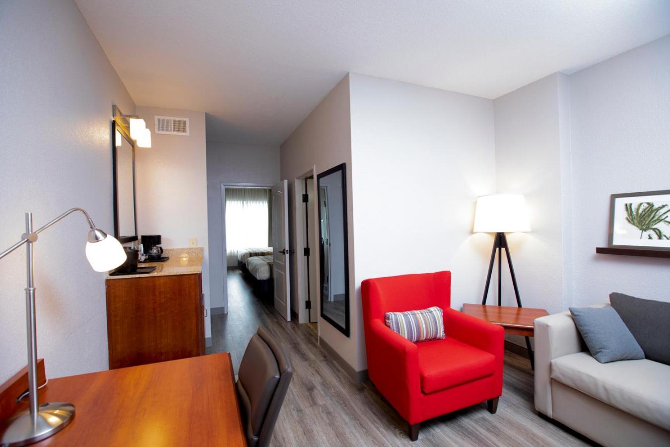 Country Inn & Suites by Radisson, Wilson, NC photo 23
