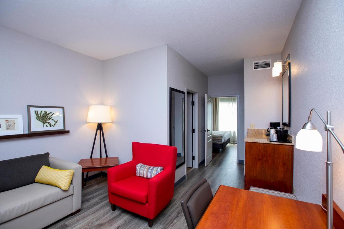 Country Inn & Suites by Radisson, Wilson, NC photo 20