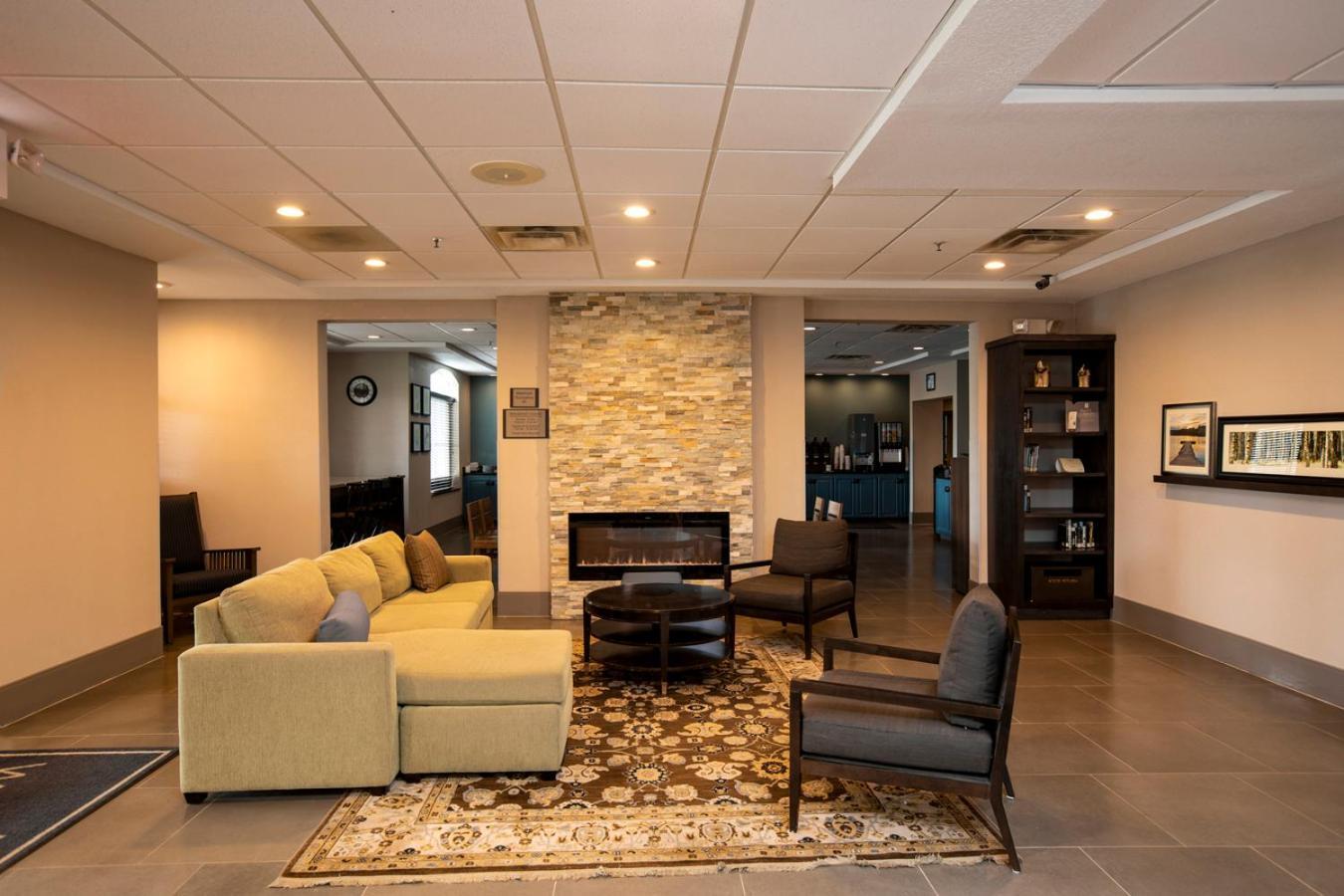 Country Inn & Suites by Radisson, Wilson, NC photo 19