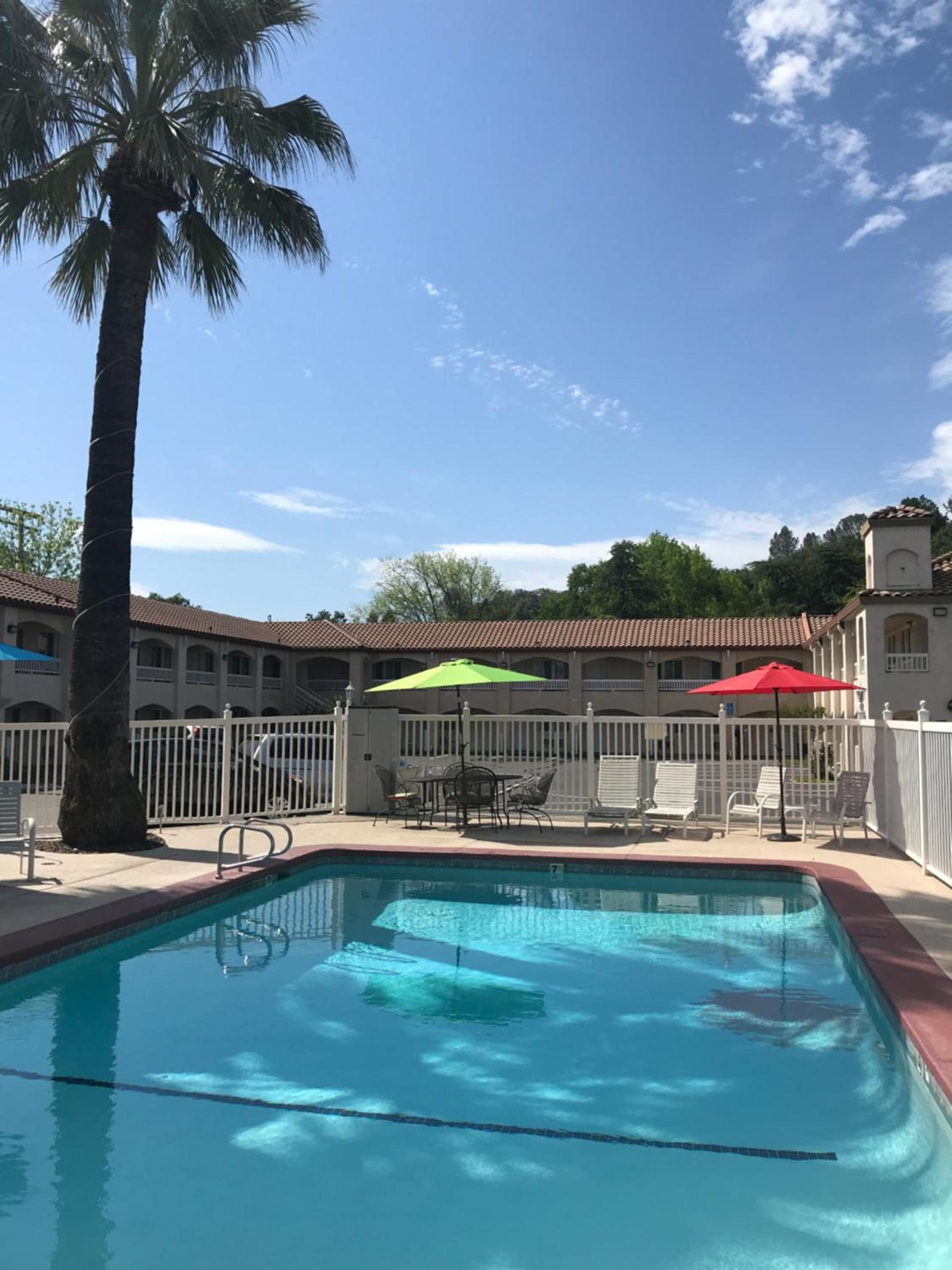 Travelodge by Wyndham Redding CA photo 15