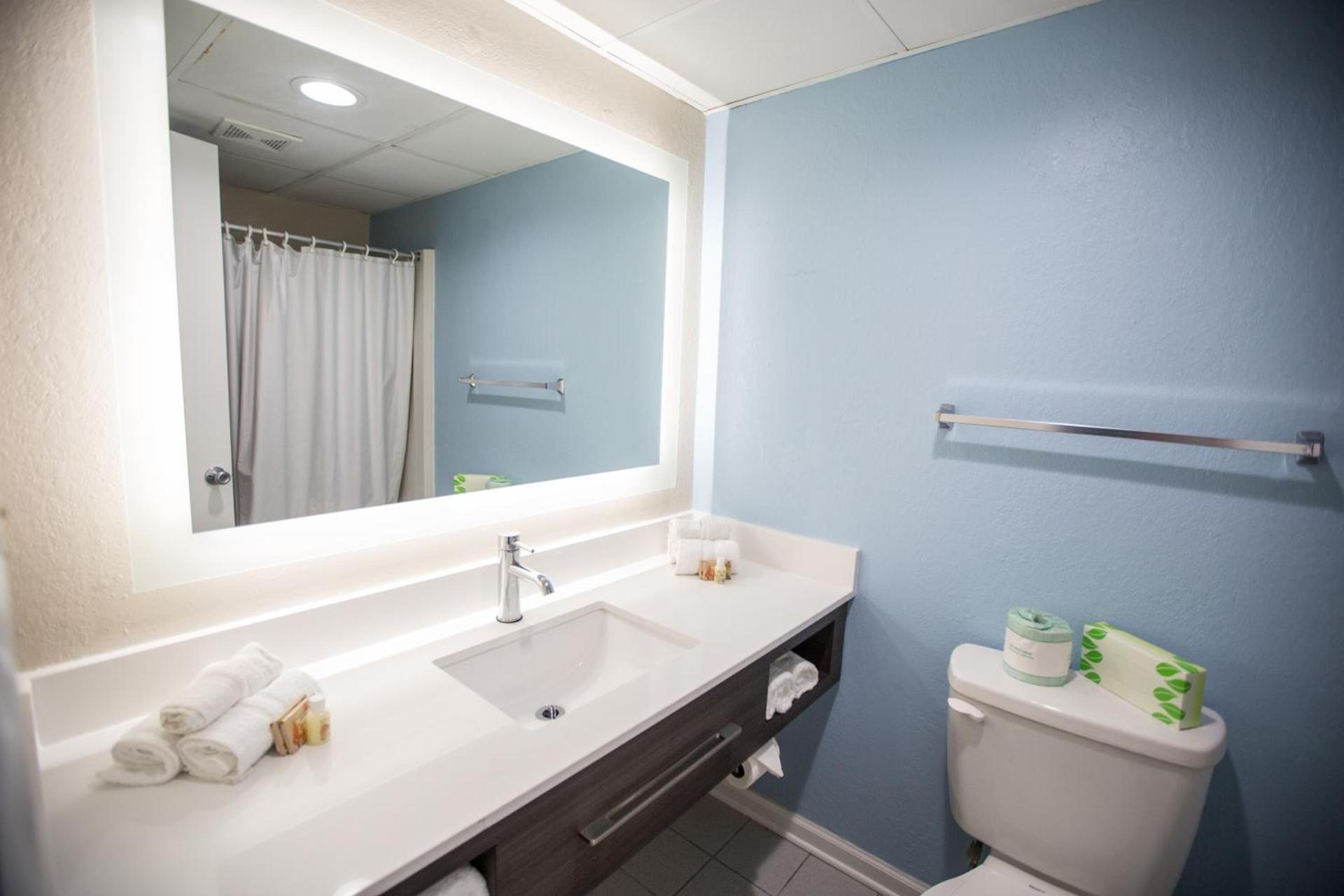 Tropical Seas Hotel photo 39