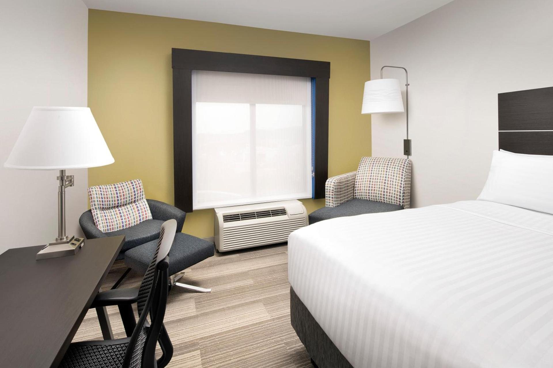 Holiday Inn Express Knoxville-Strawberry Plains by IHG photo 5
