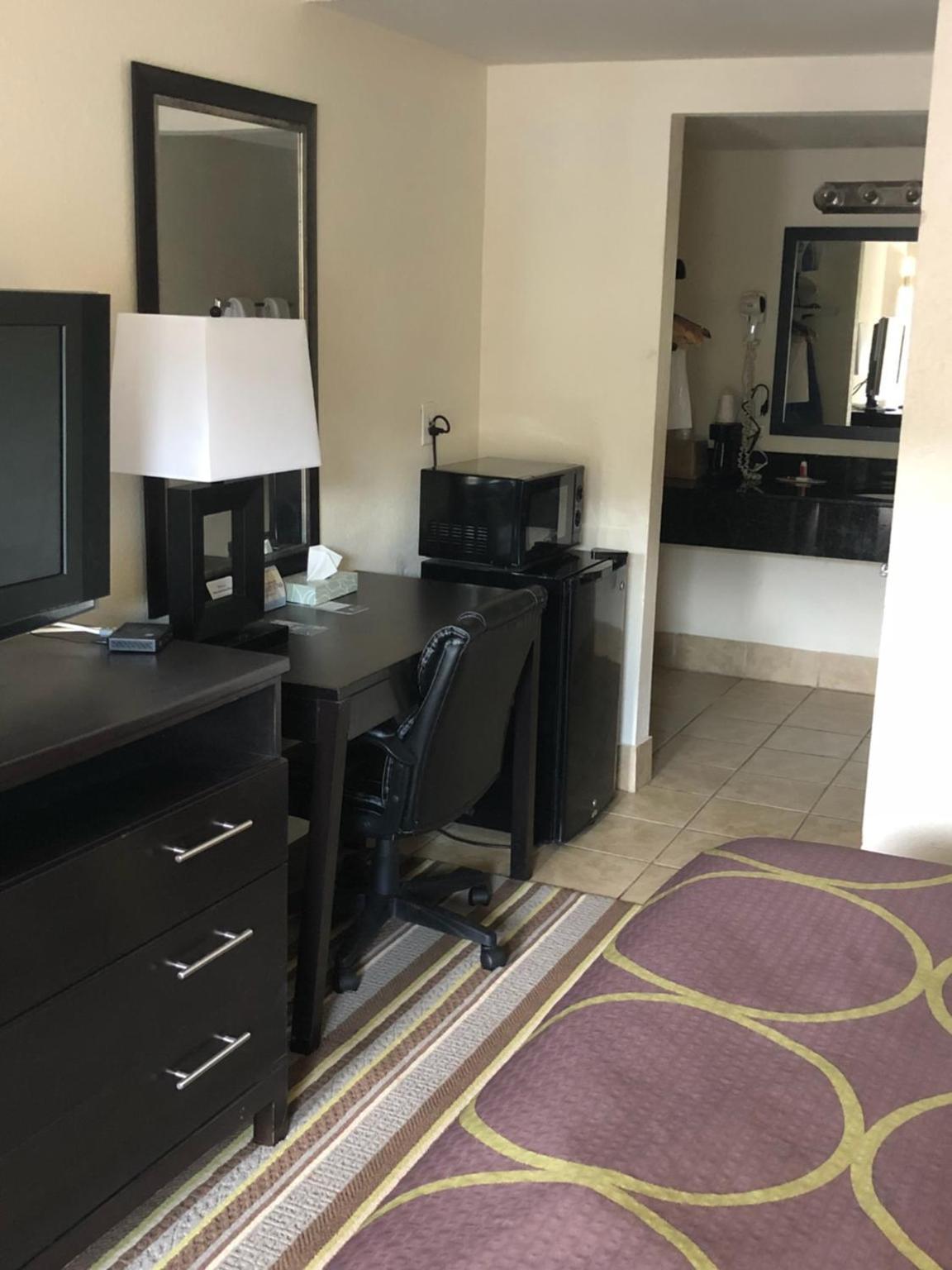 Super 8 by Wyndham Augusta photo 36