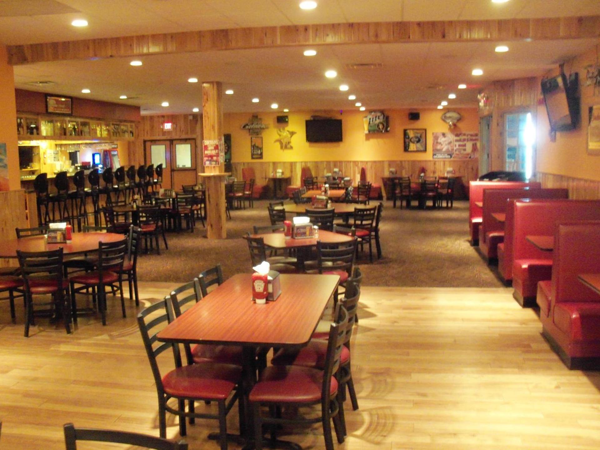 Norwood Inn & Suites Worthington photo 16