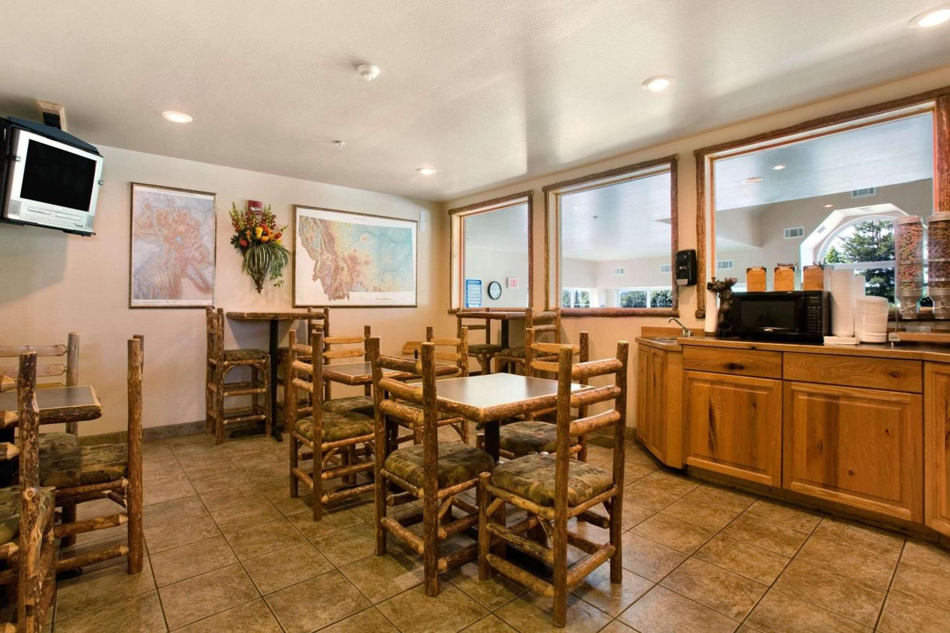 Microtel Inn & Suites by Wyndham Bozeman photo 10