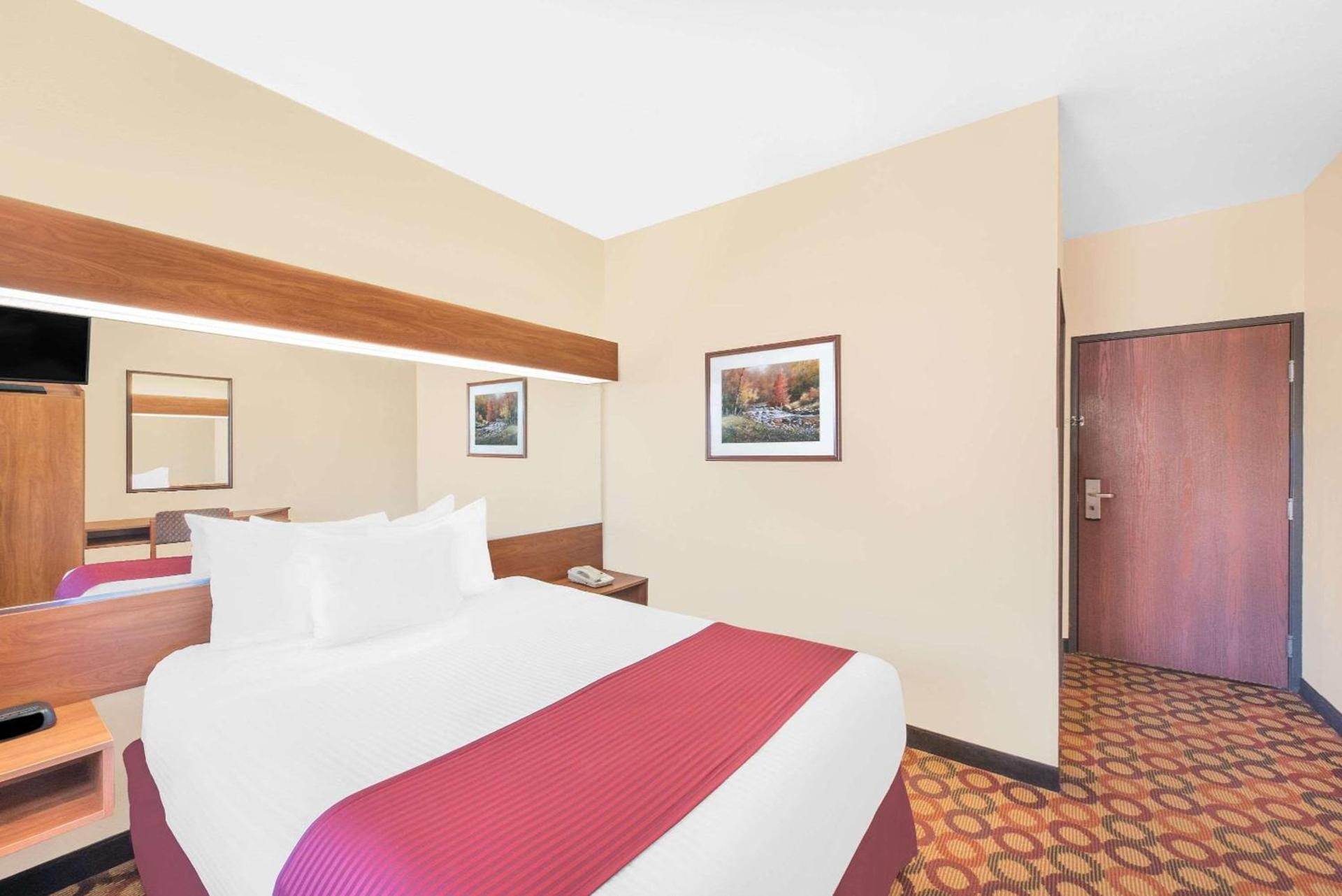 Microtel Inn & Suites by Wyndham Corpus Christi/Aransas Pass photo 15