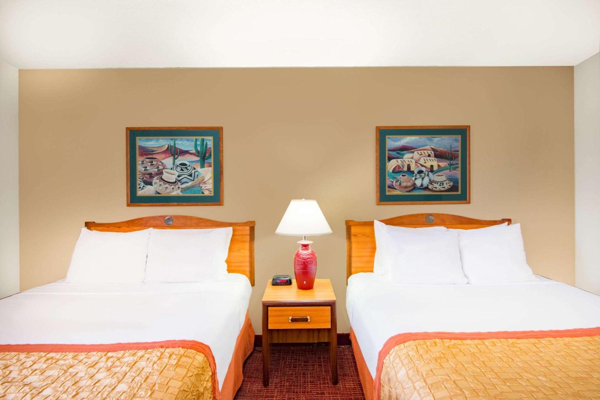 Hawthorn Suites by Wyndham Albuquerque photo 26