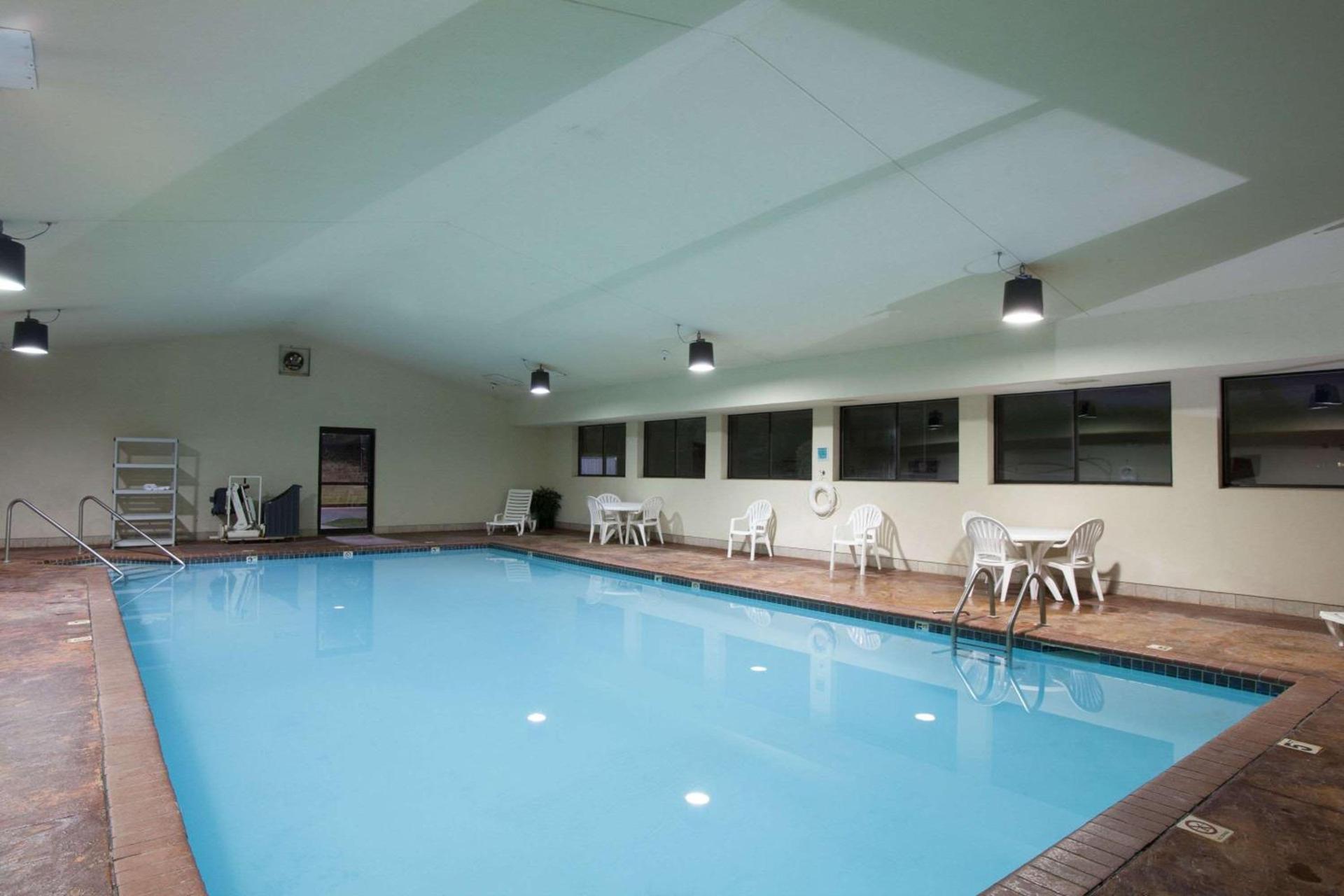 Hawthorn Suites Midwest City photo 29