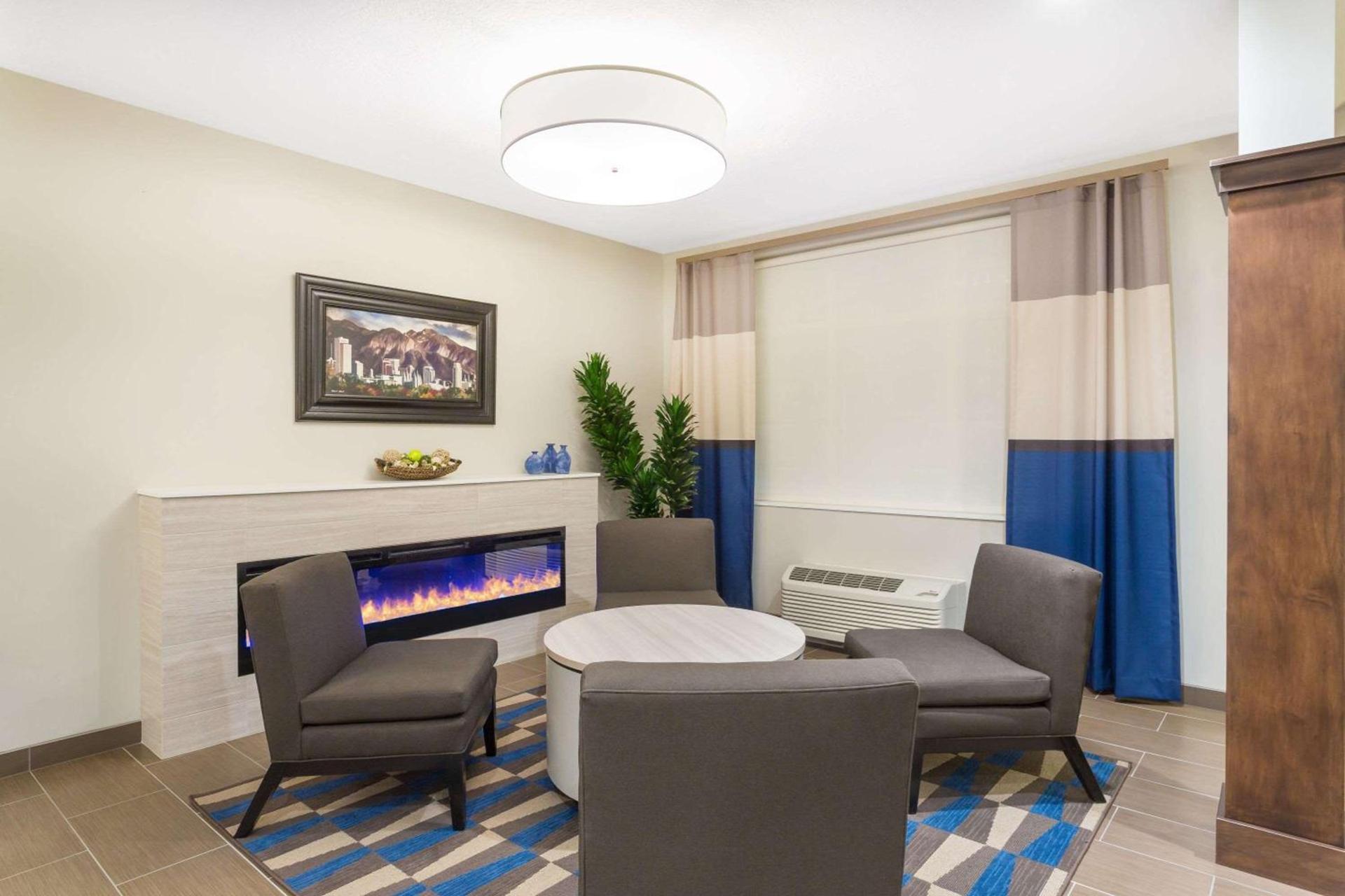 Microtel Inn & Suites by Wyndham Springville photo 30