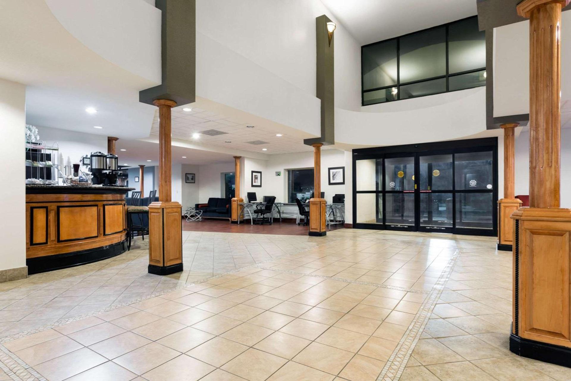 Wingate by Wyndham Athens GA photo 4
