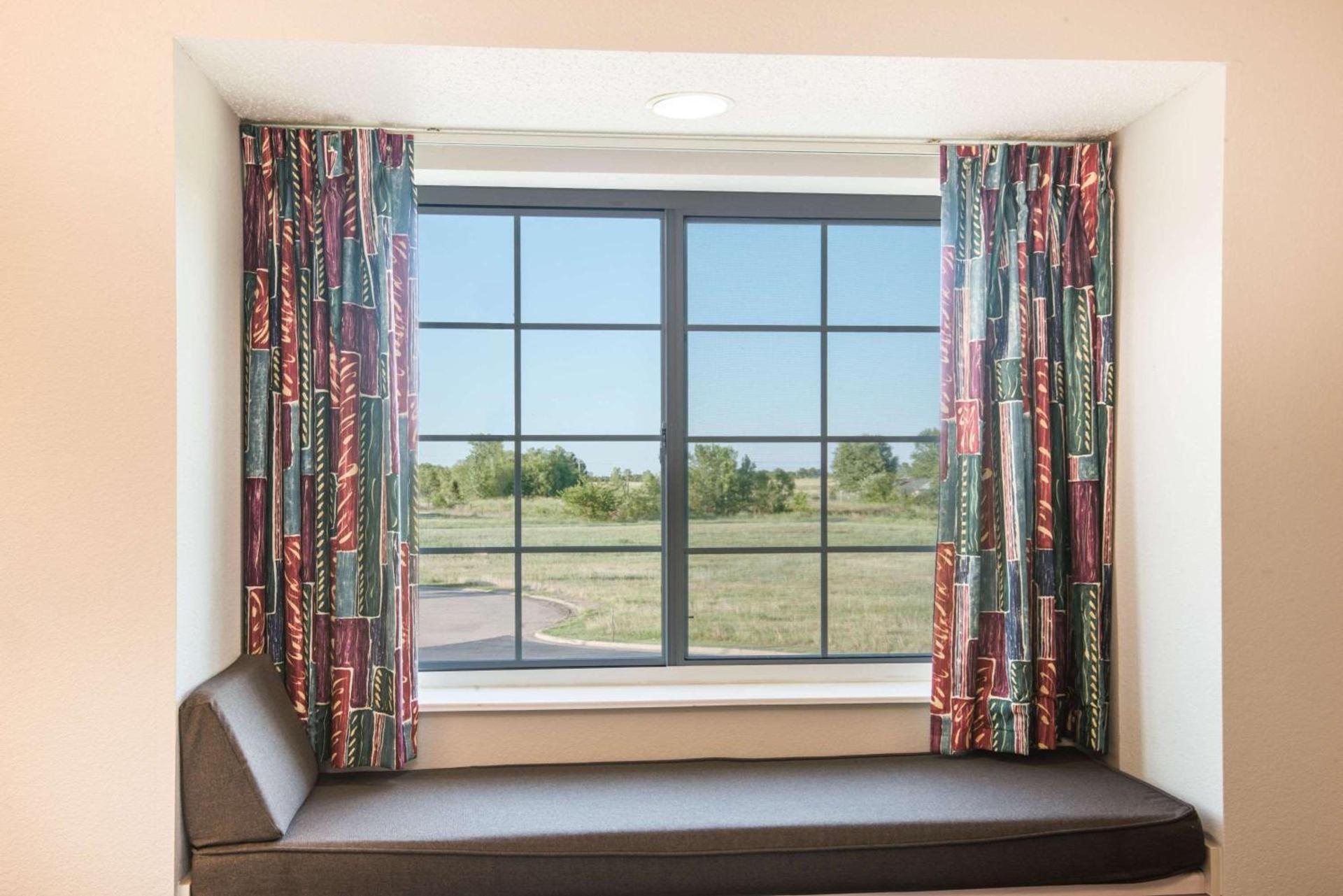 Microtel Inn & Suites Claremore Route 66 photo 20