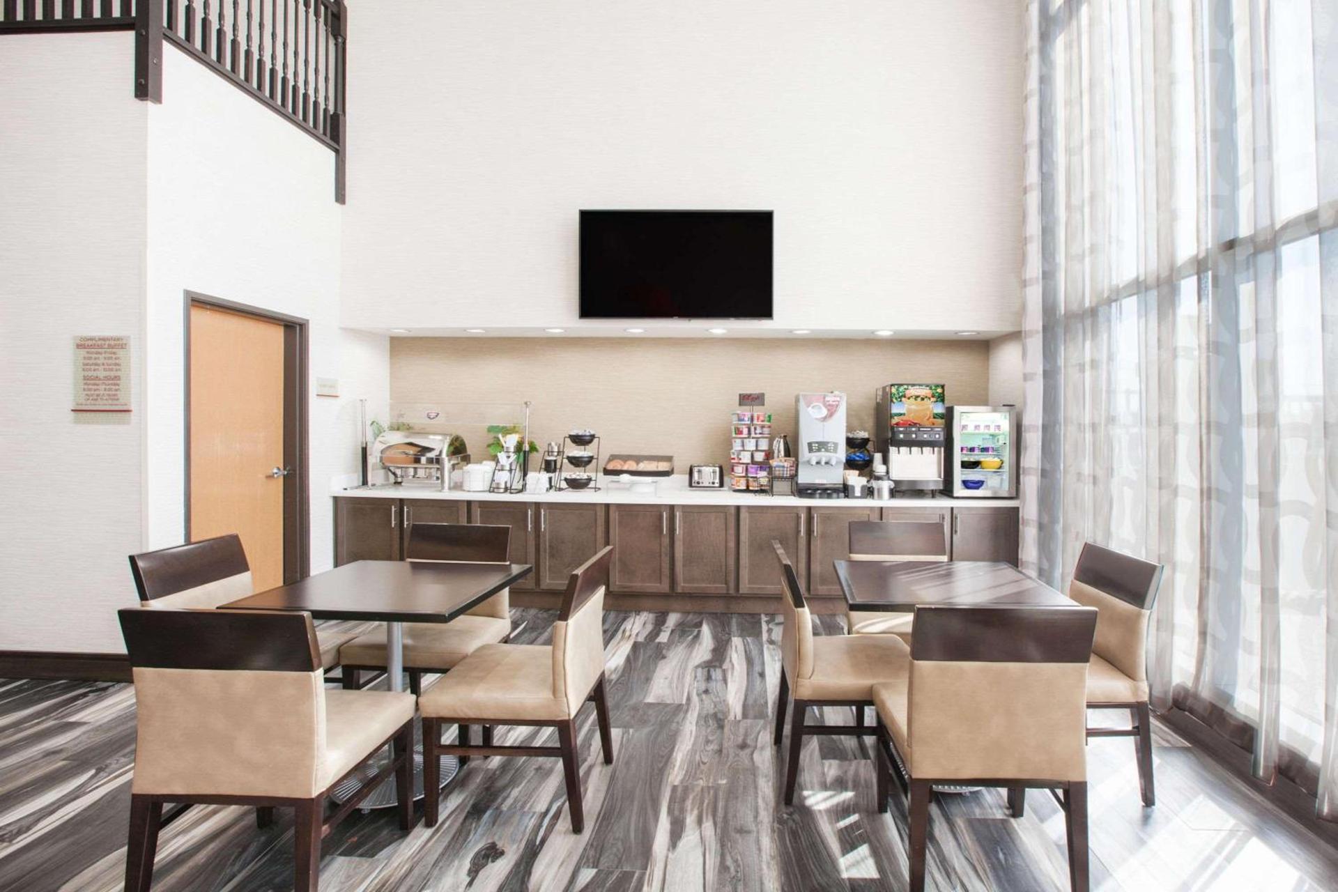 Hawthorn Extended Stay by Wyndham Corpus Christi photo 26