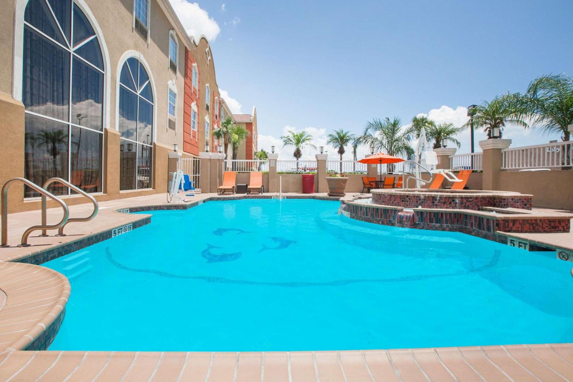 Hawthorn Extended Stay by Wyndham Corpus Christi photo 27