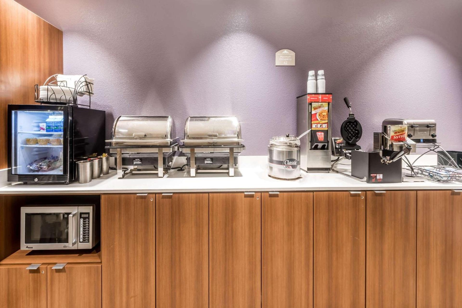 Microtel Inn & Suites by Wyndham Sweetwater photo 16