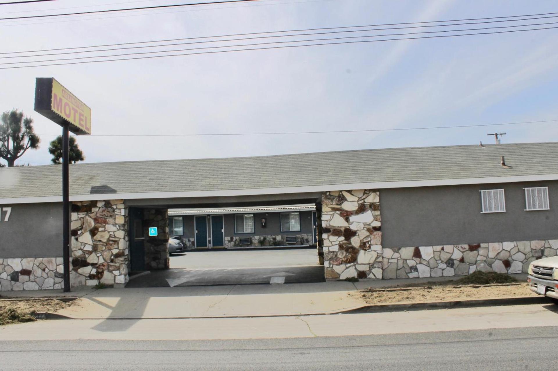 Arlington Motel photo 1