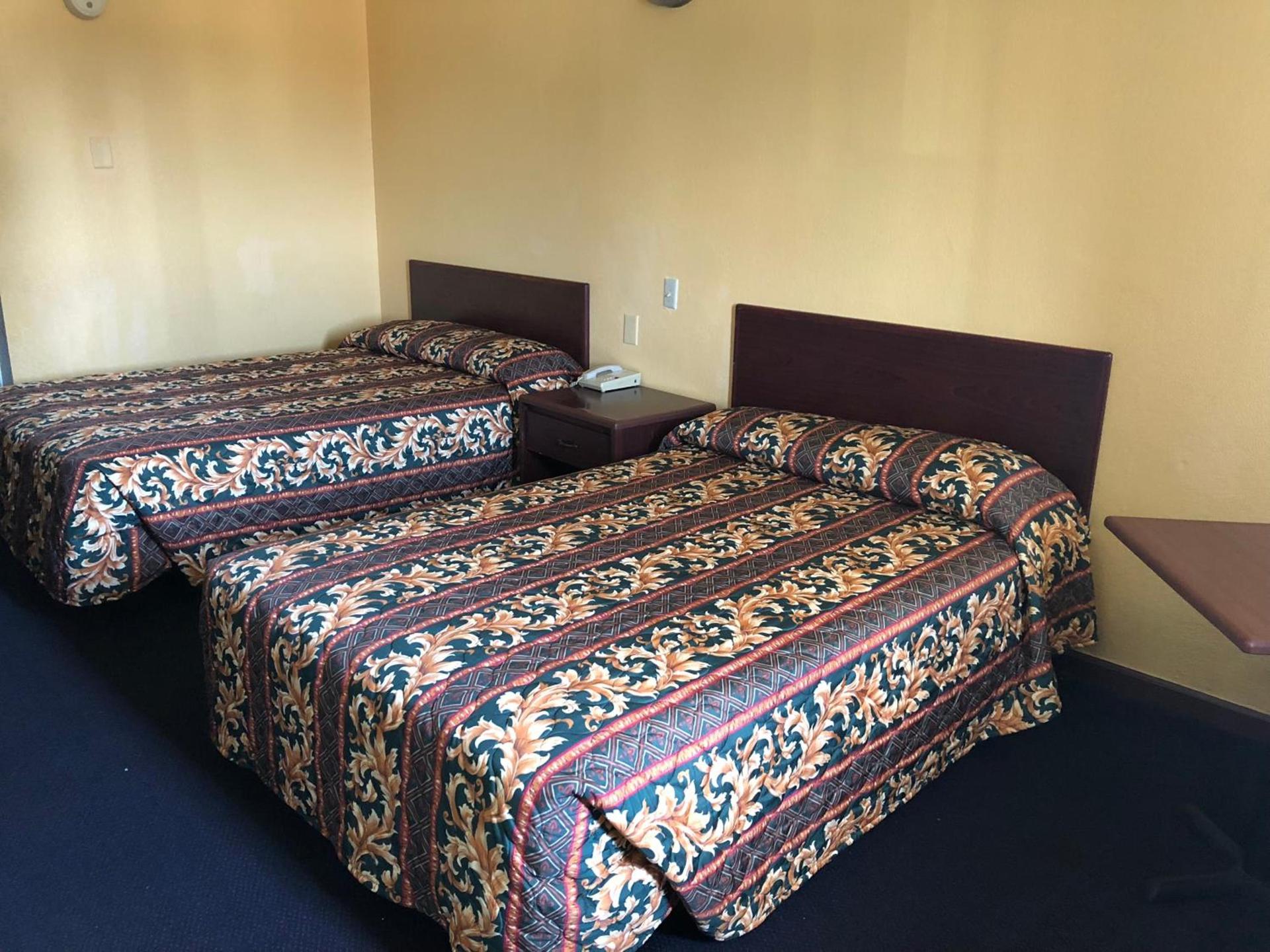 Lone Star Inn photo 16