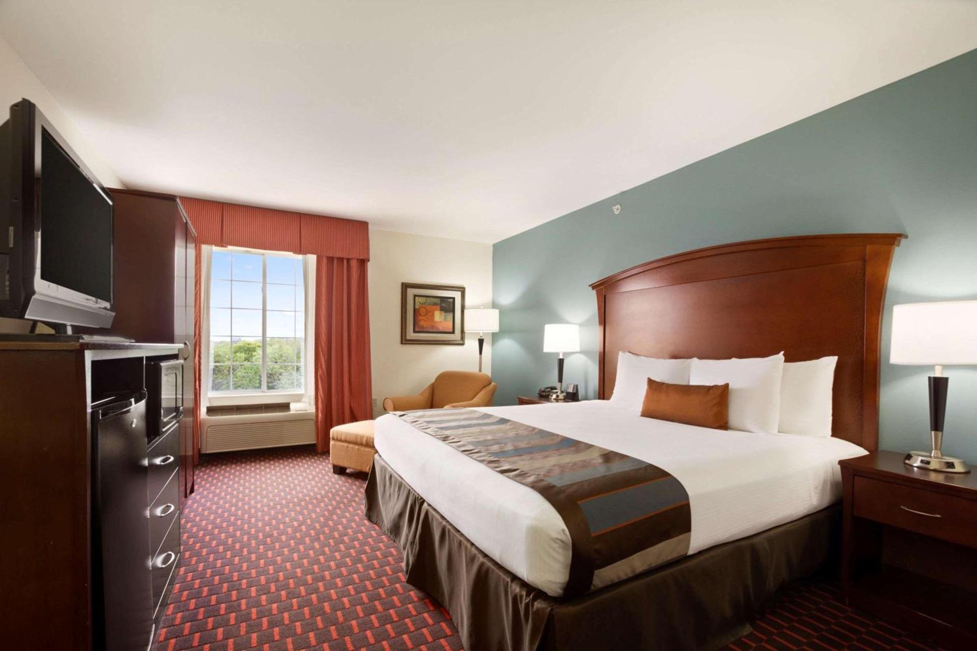 Wingate by Wyndham San Marcos photo 45
