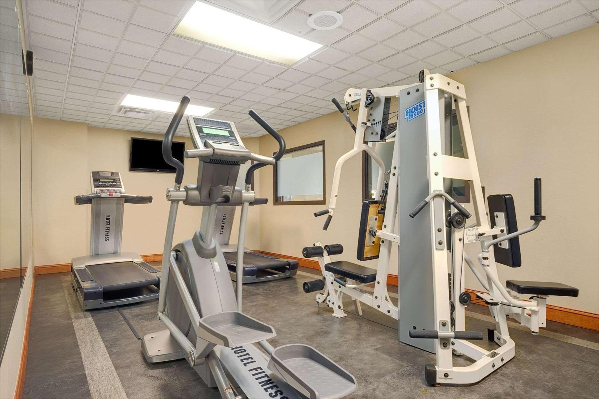Wingate by Wyndham Fargo photo 5