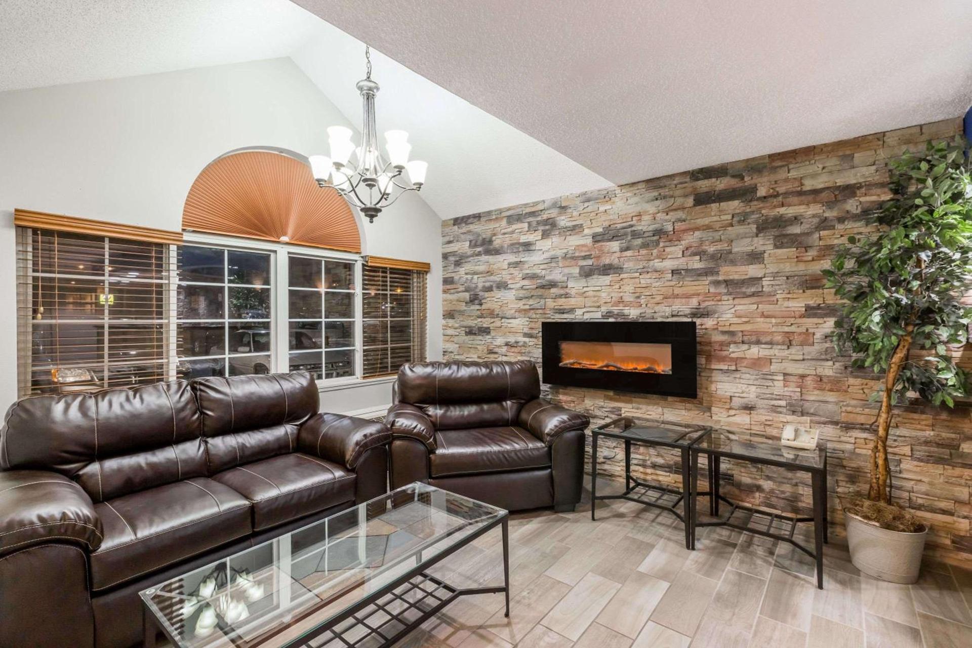 Microtel Inn & Suites by Wyndham Sioux Falls photo 38